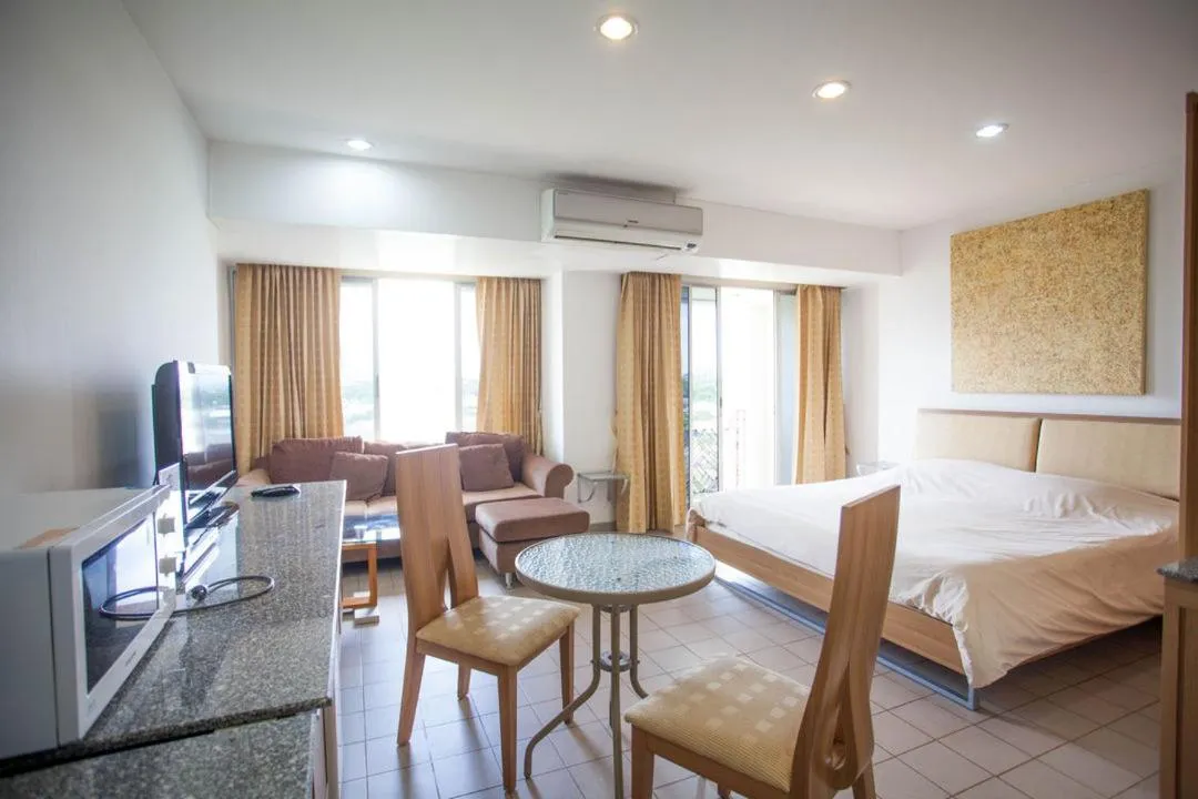 Bed in Galare Thong Tower