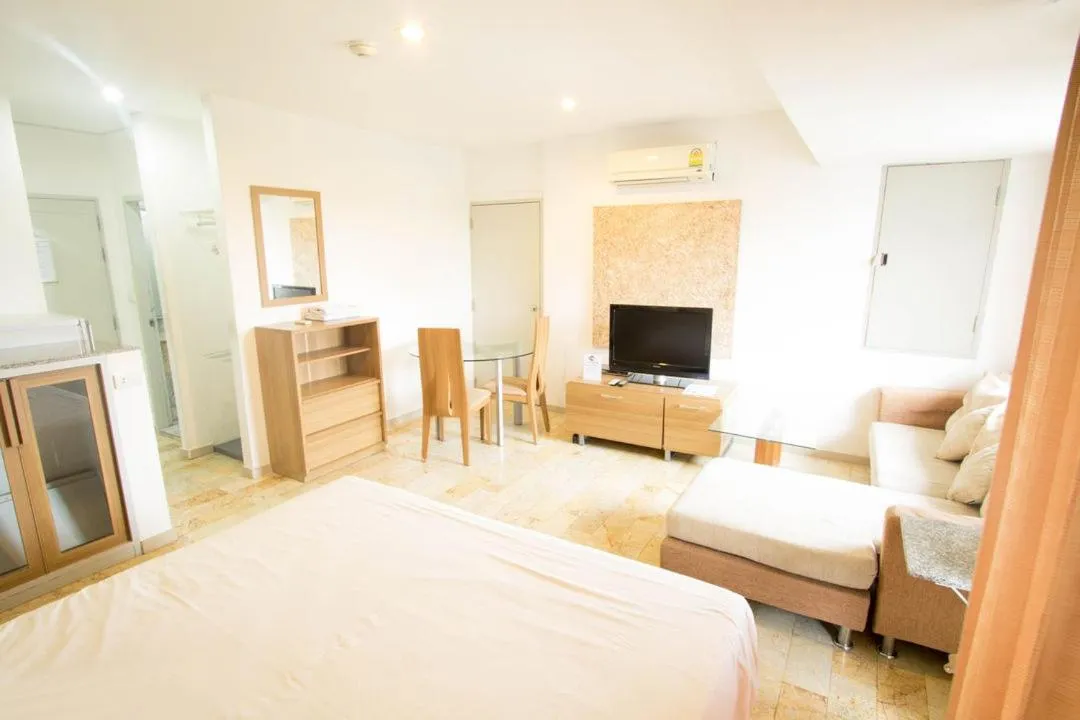 Bed in Galare Thong Tower