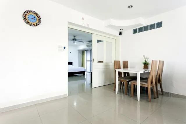 Dining area in Galare Thong Tower