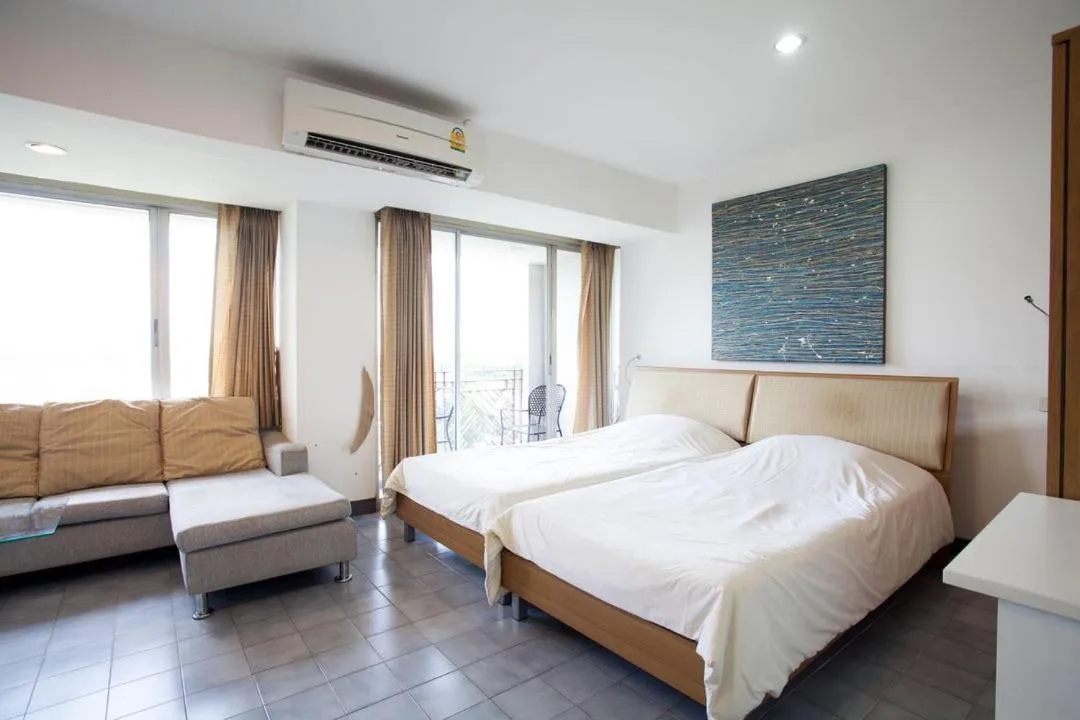 Bed in Galare Thong Tower