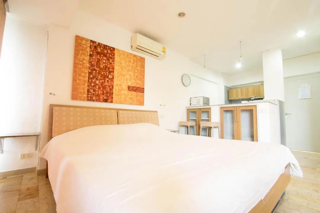 Bed in Galare Thong Tower