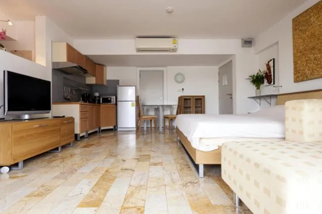 Photo of the whole room, Bed in Galare Thong Tower