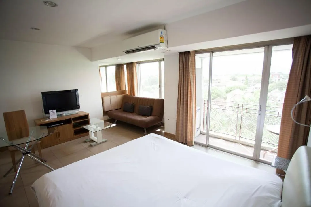 Bed in Galare Thong Tower