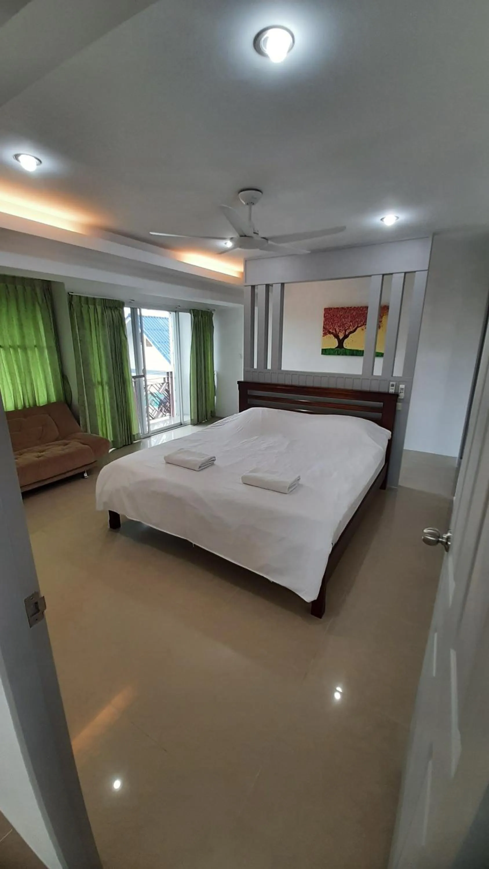Bed in Galare Thong Tower