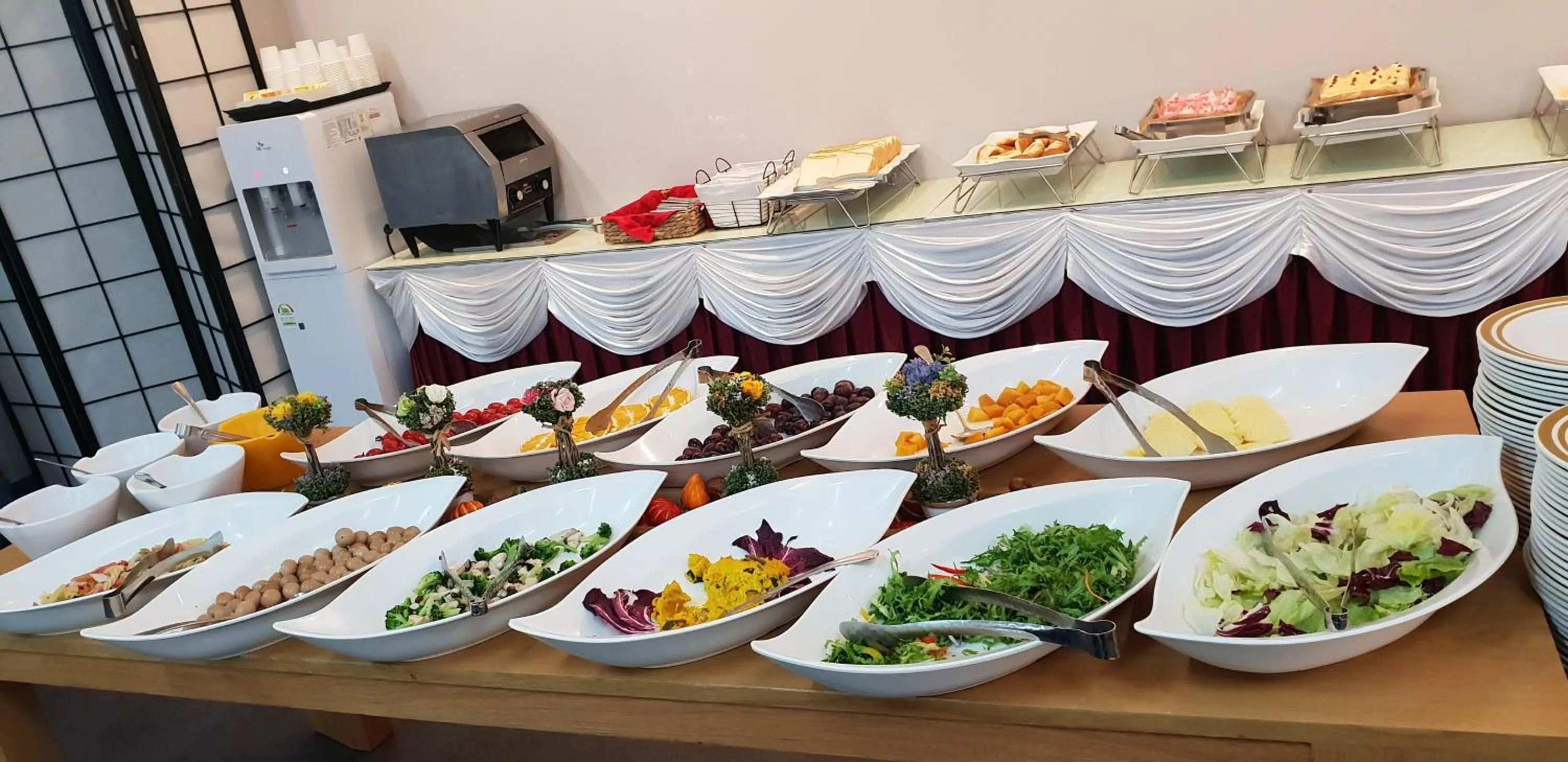 Restaurant/places to eat in Ramada by Wyndham Incheon