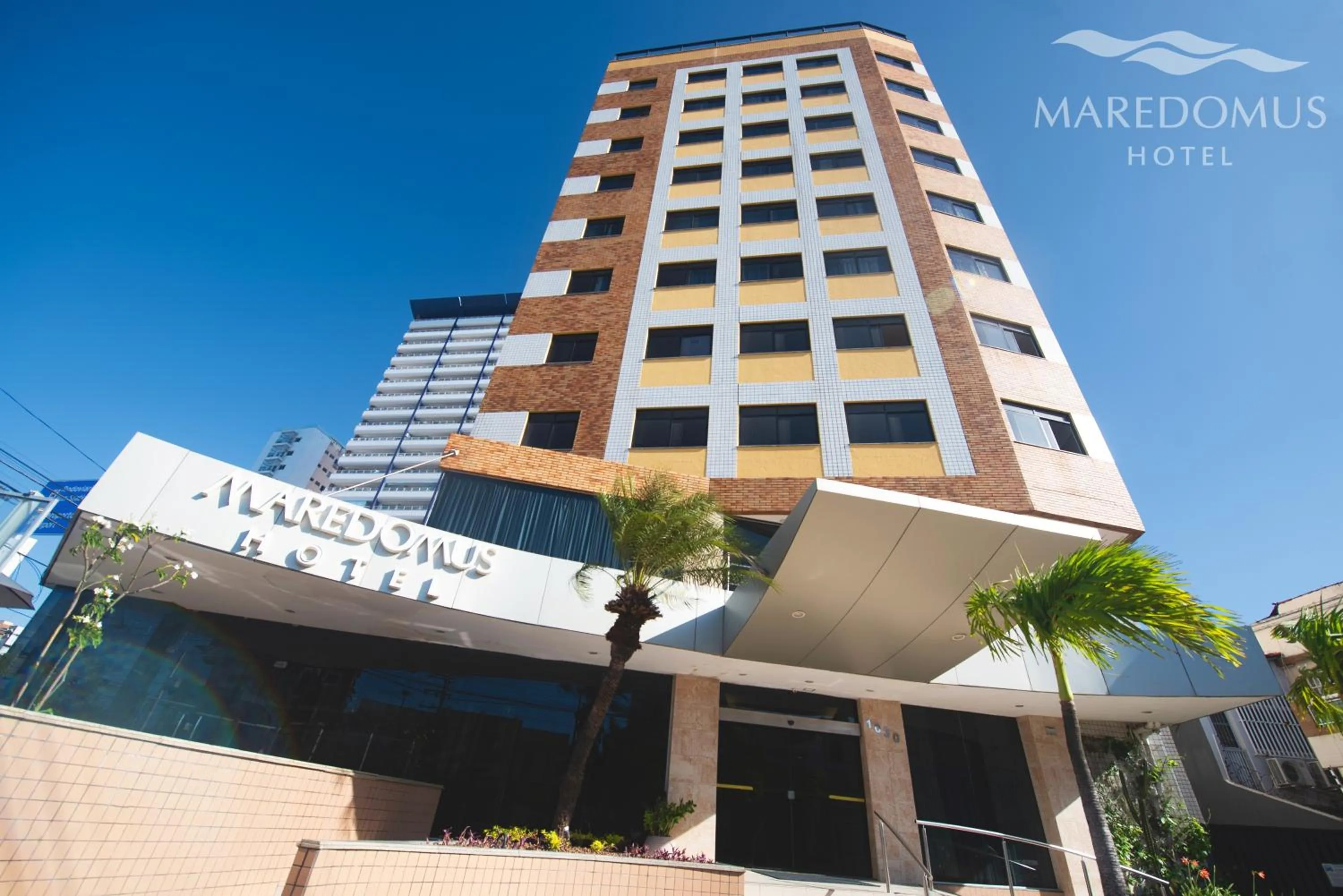 Facade/entrance in Maredomus Hotel