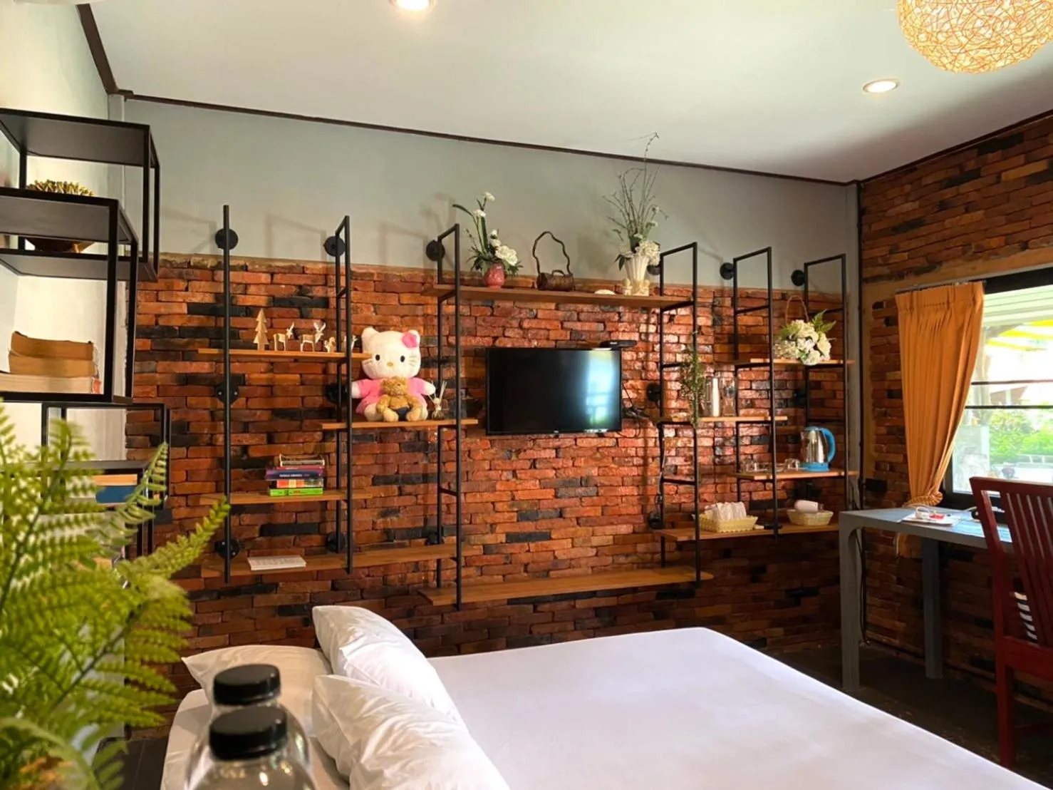 Communal lounge/ TV room in Adang Island Resort