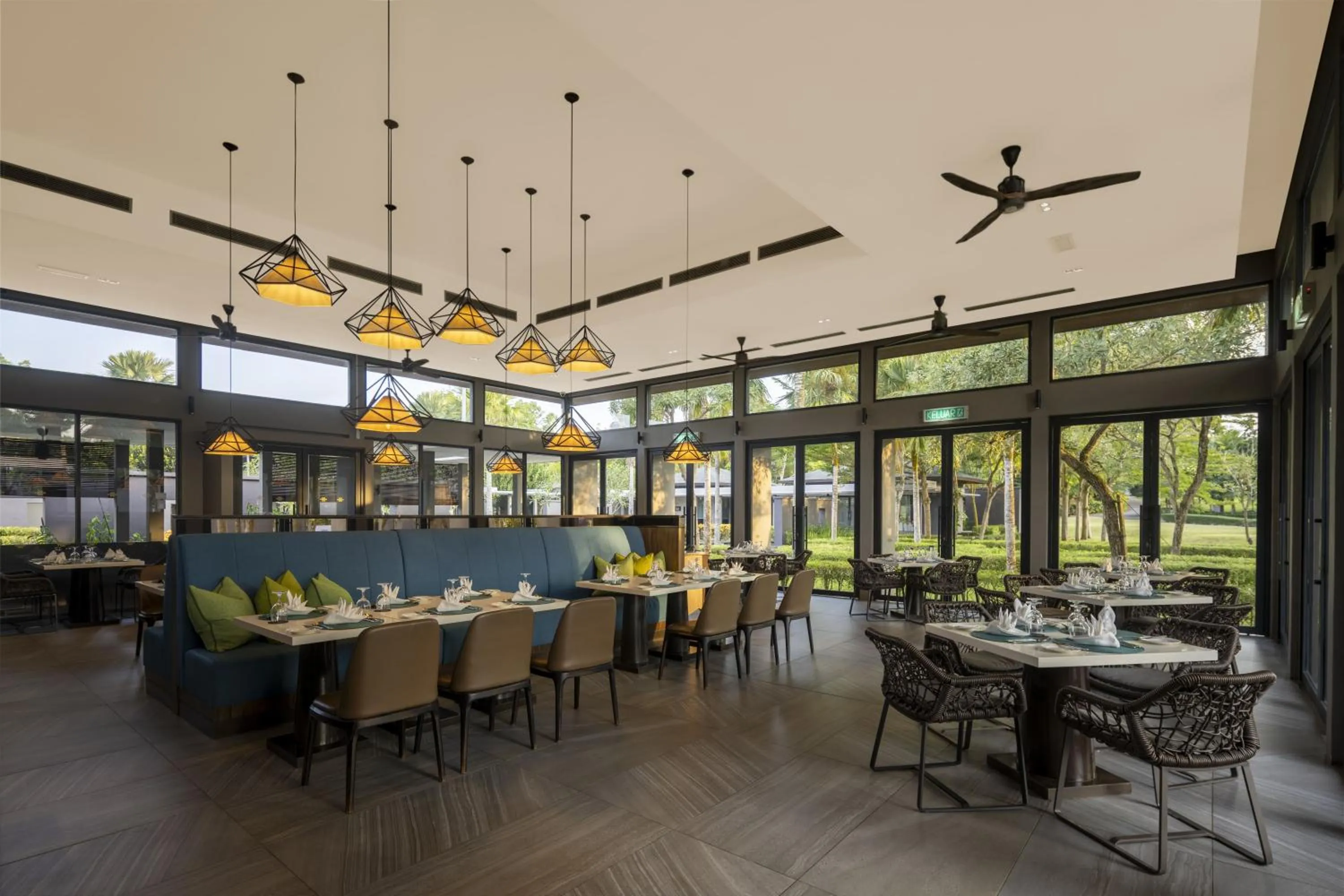 Restaurant/places to eat in Mangala Estate Boutique Resort - Small Luxury Hotels of the World