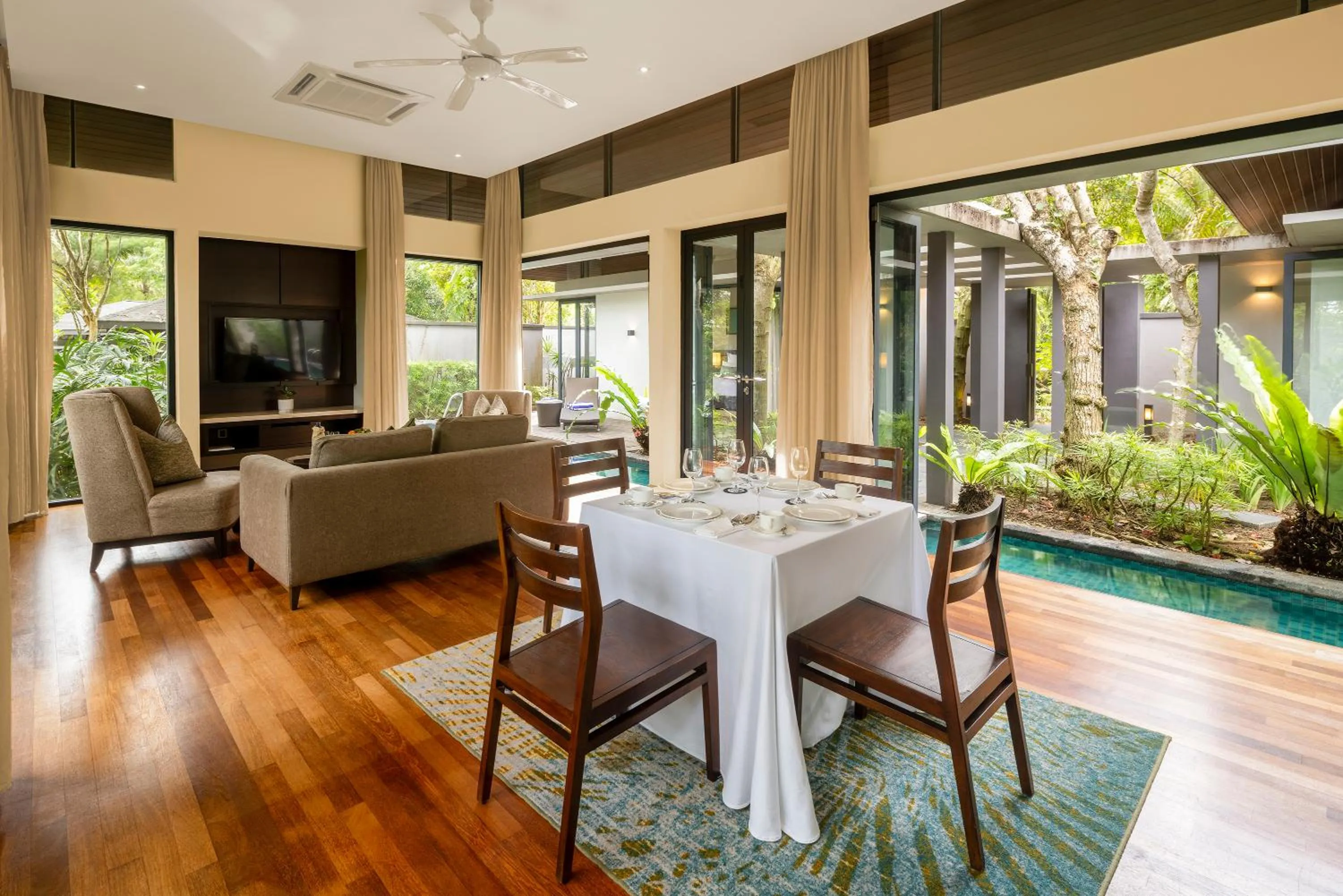 Living room in Mangala Estate Boutique Resort - Small Luxury Hotels of the World