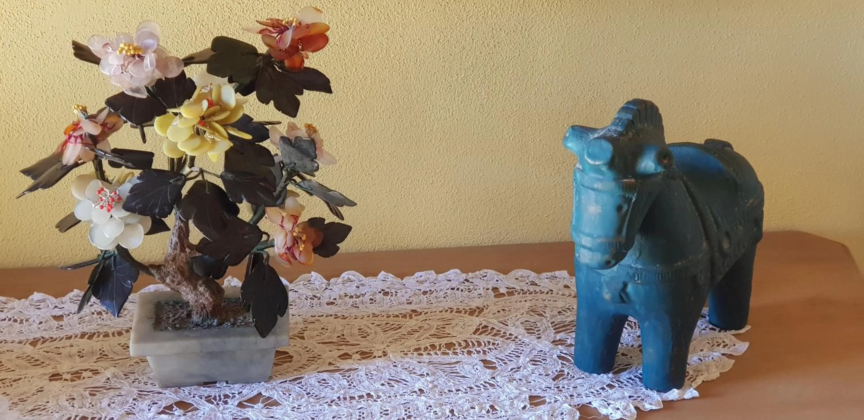 Decorative detail in Aquilamaior