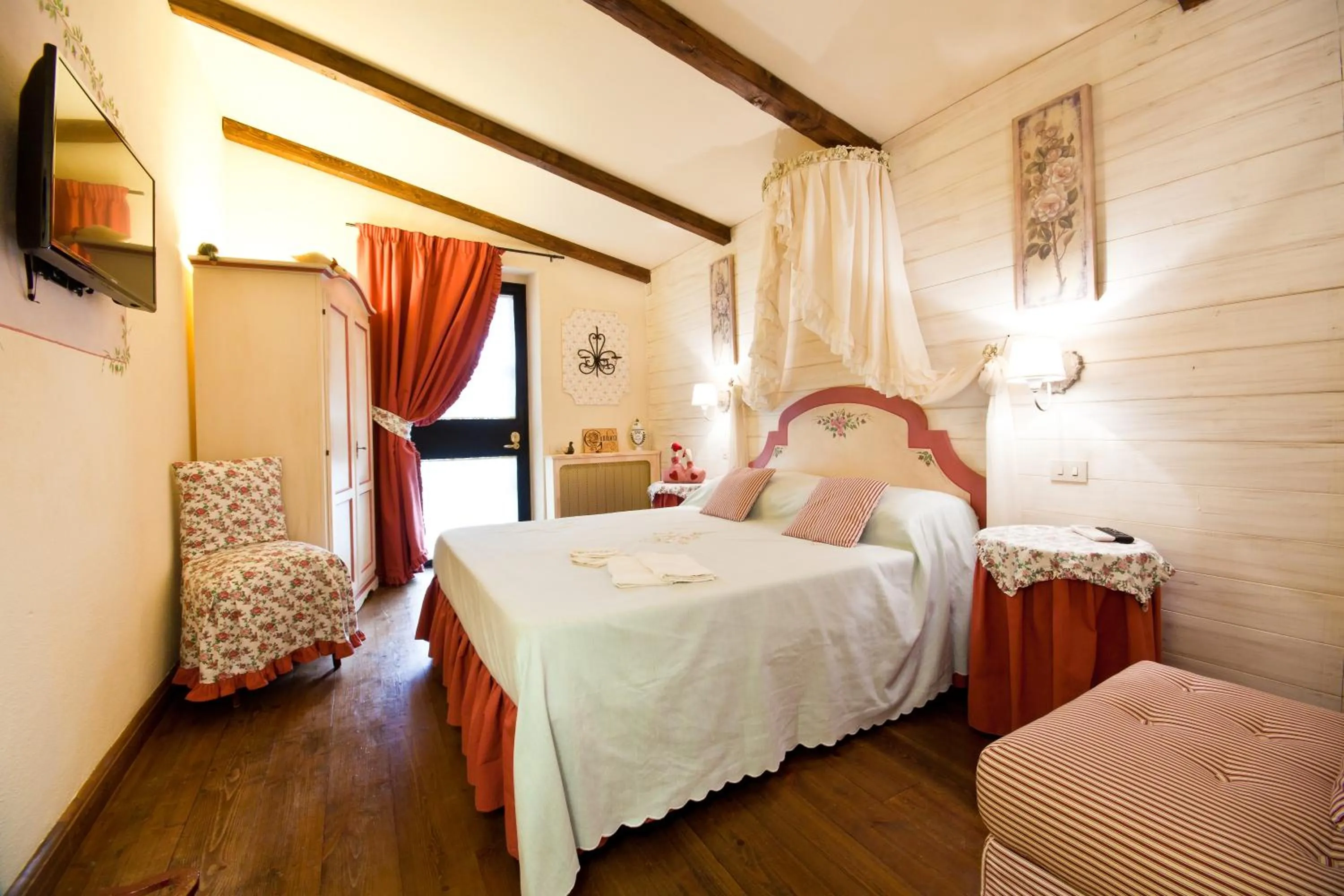 Bedroom in Aquilamaior