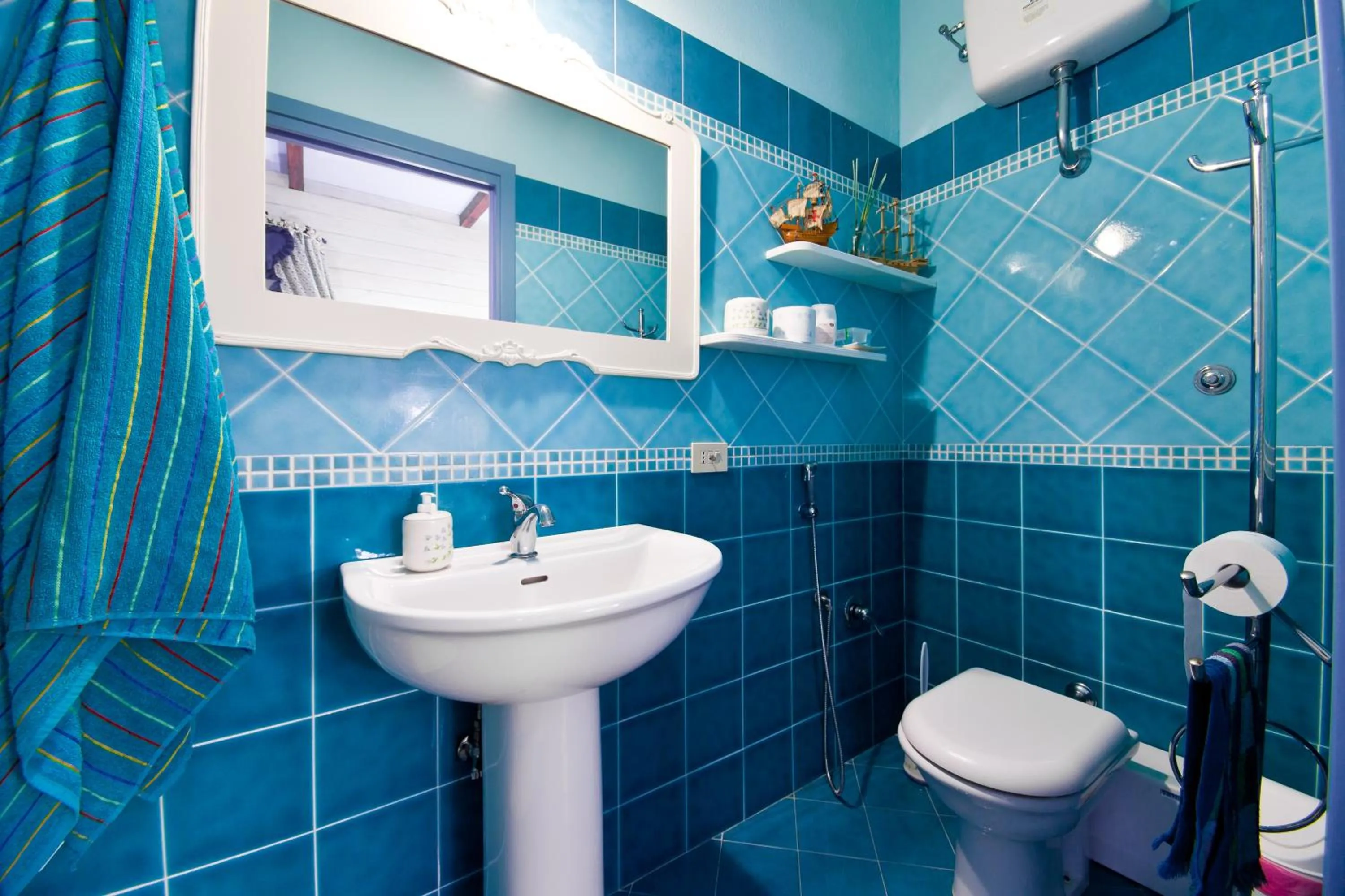 Toilet in Aquilamaior