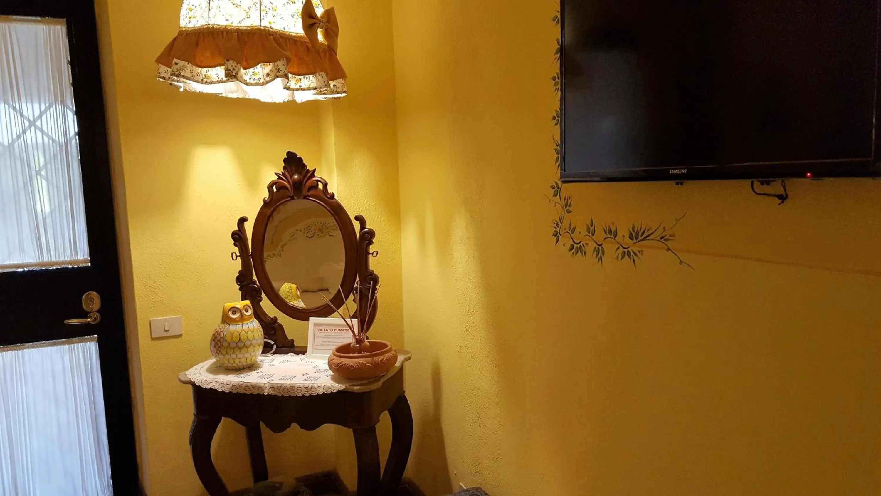 Decorative detail in Aquilamaior