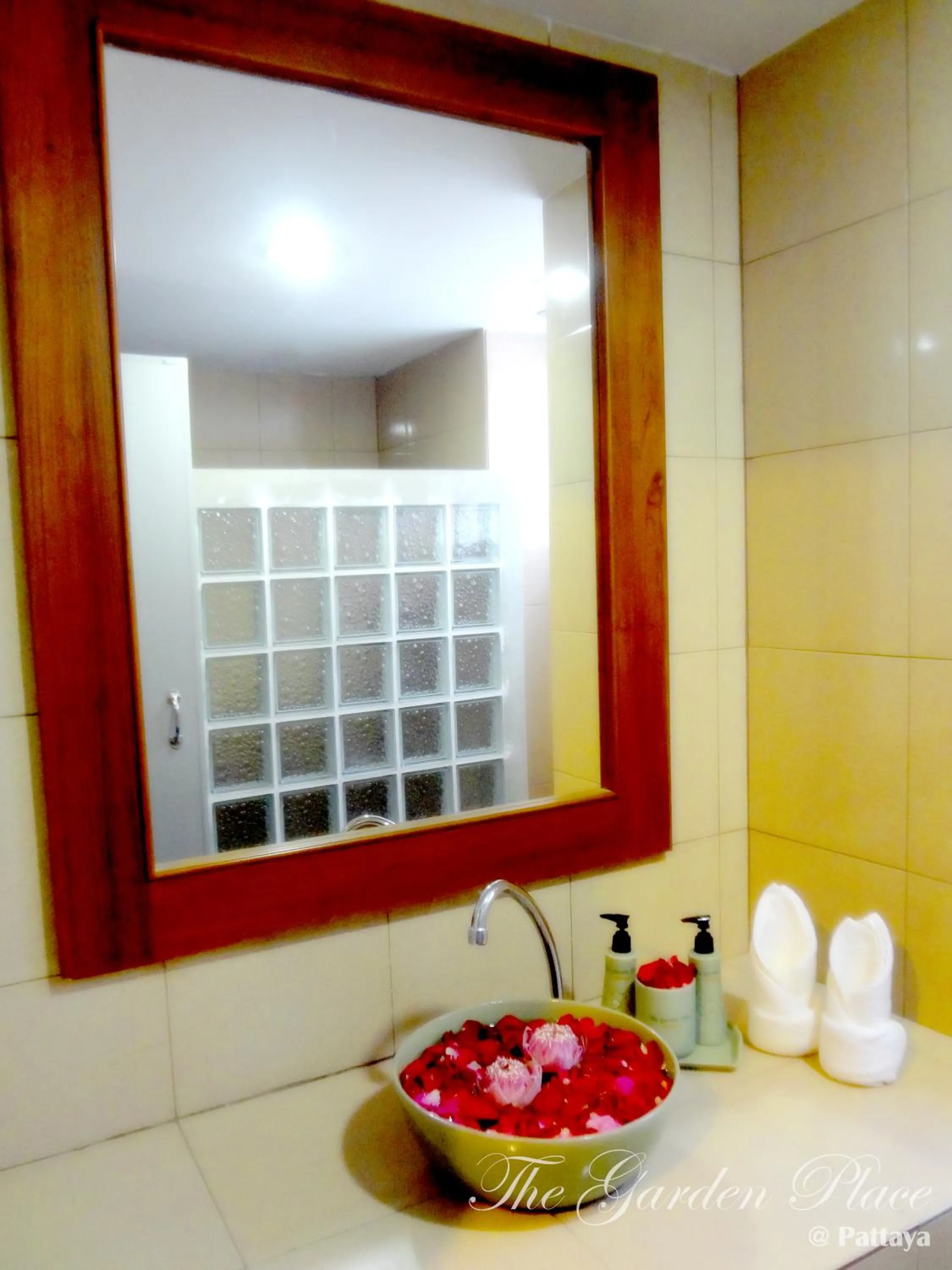 Text overlay in The Garden Place Pattaya