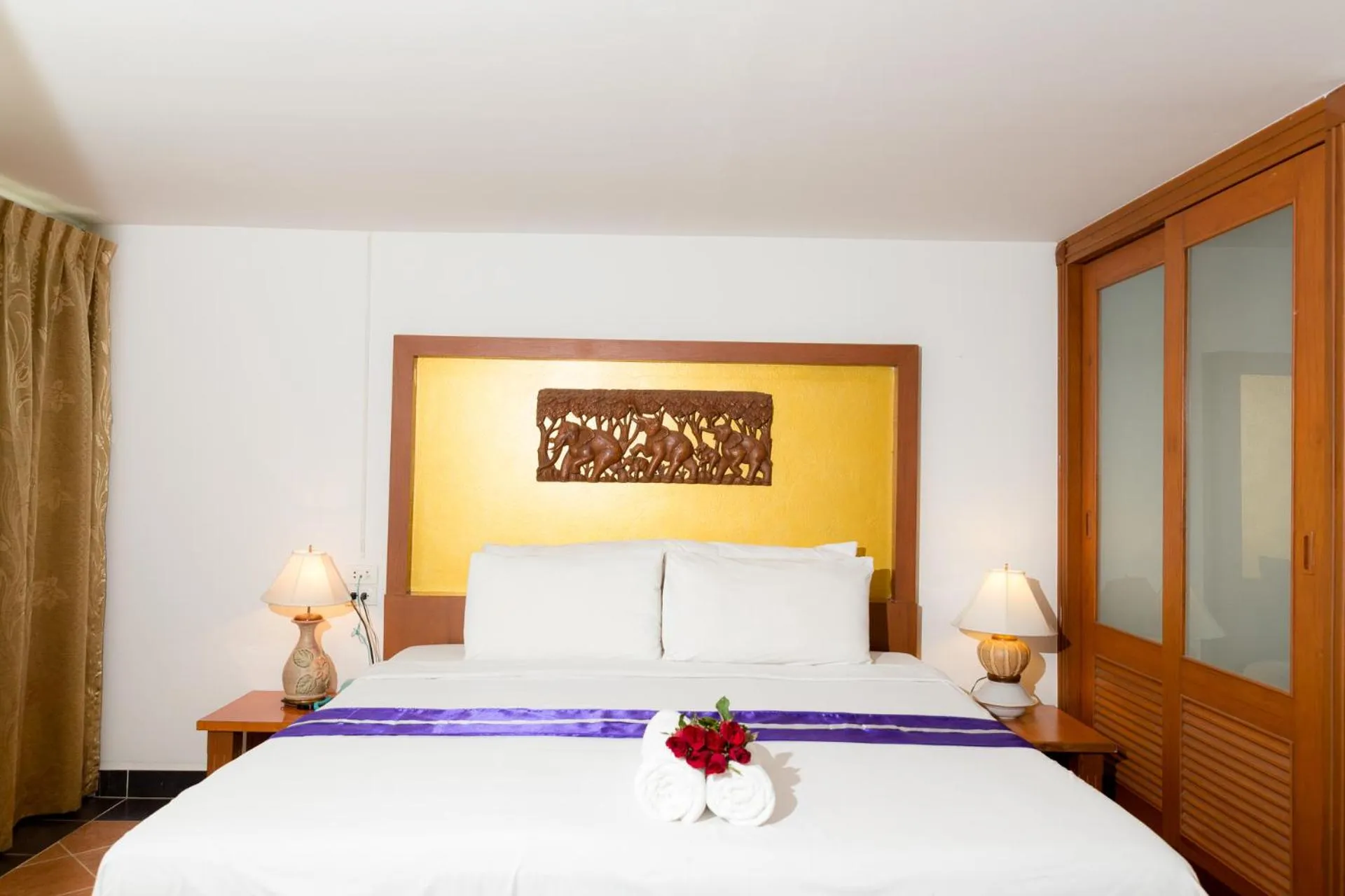 Bed in The Garden Place Pattaya