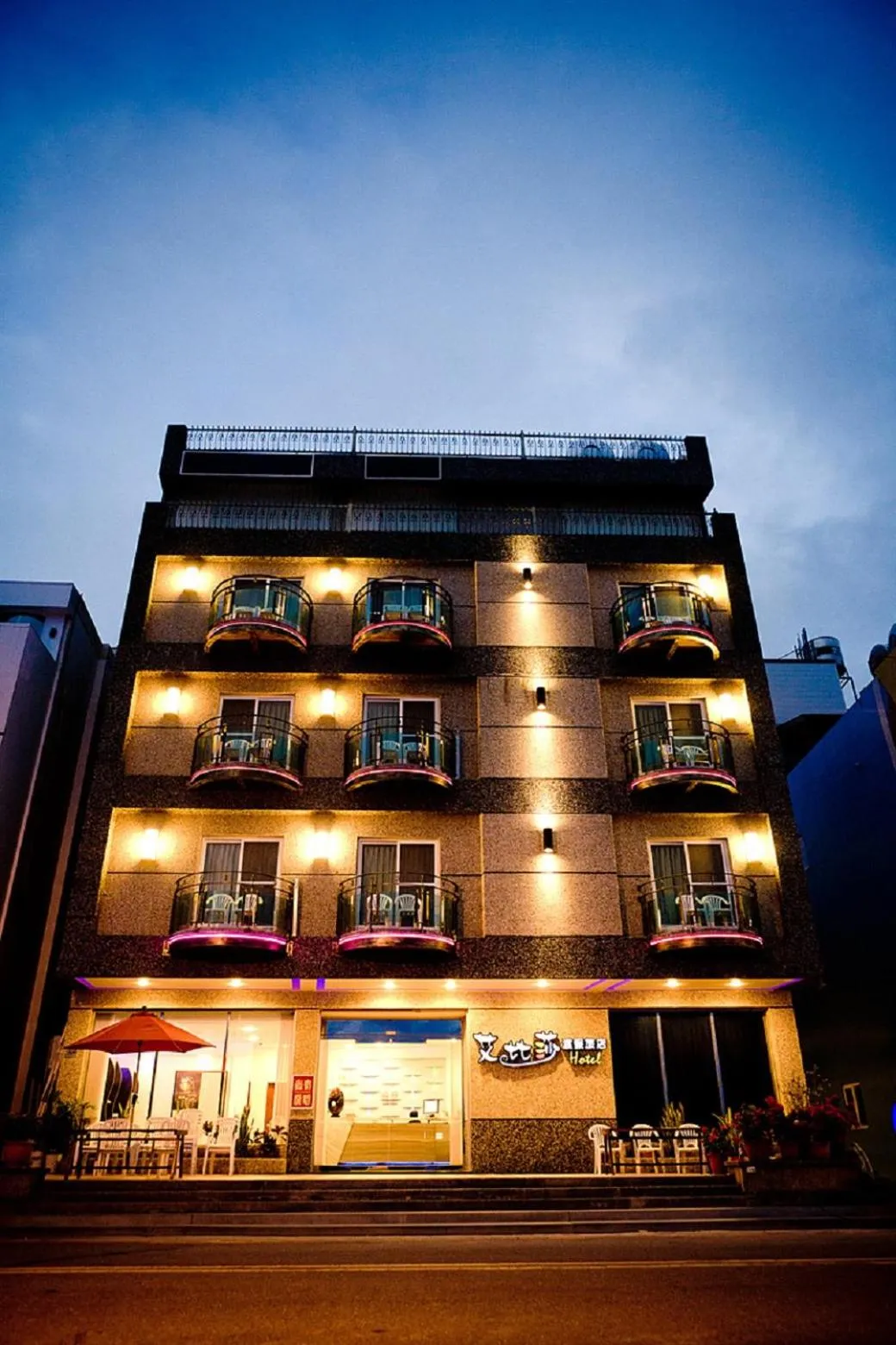 Property building in Ibiza Inn Kenting