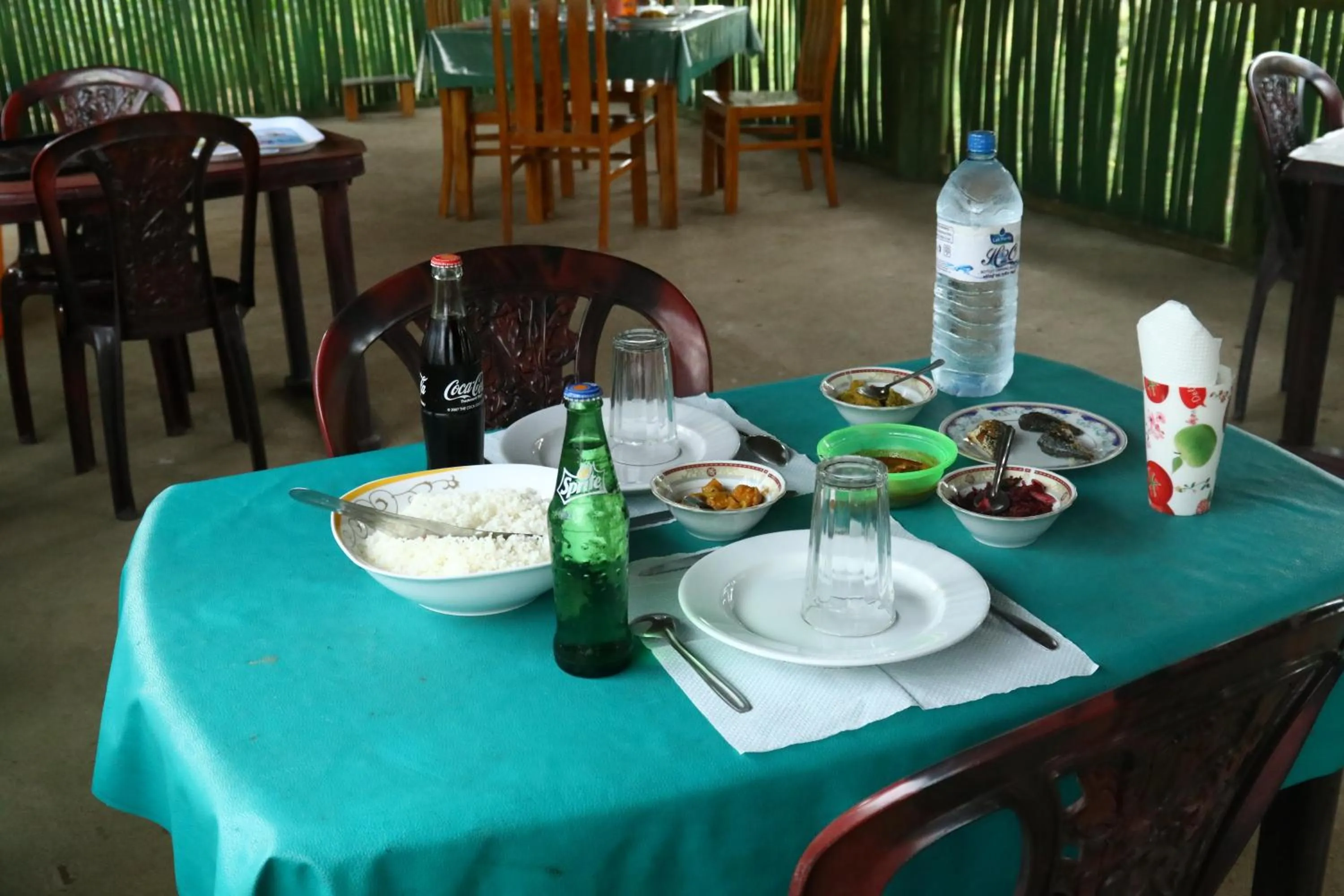 Dining area in Thirumalai Park