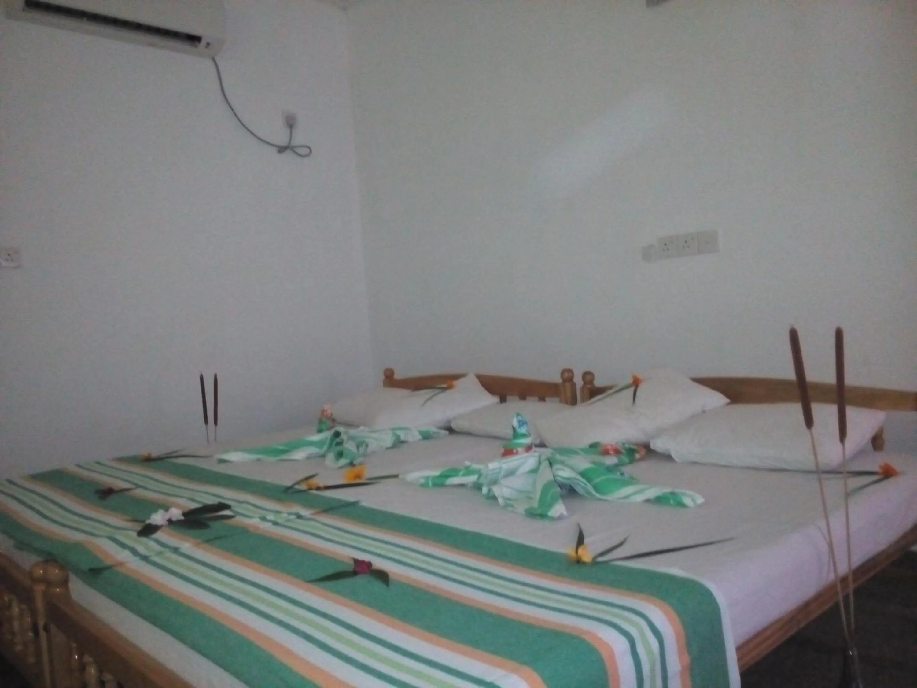 Bedroom, Bed in Thirumalai Park