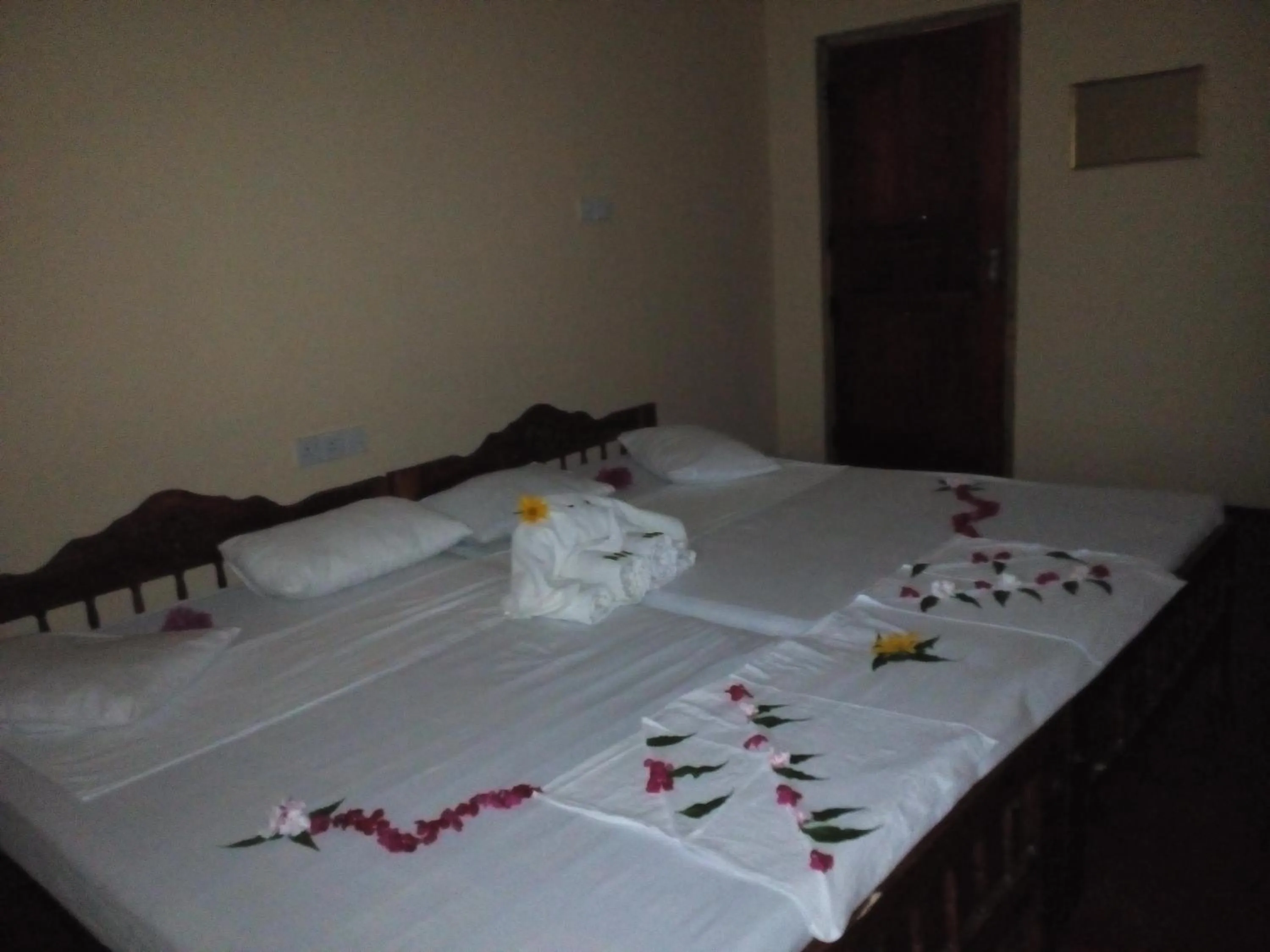 Bedroom, Bed in Thirumalai Park