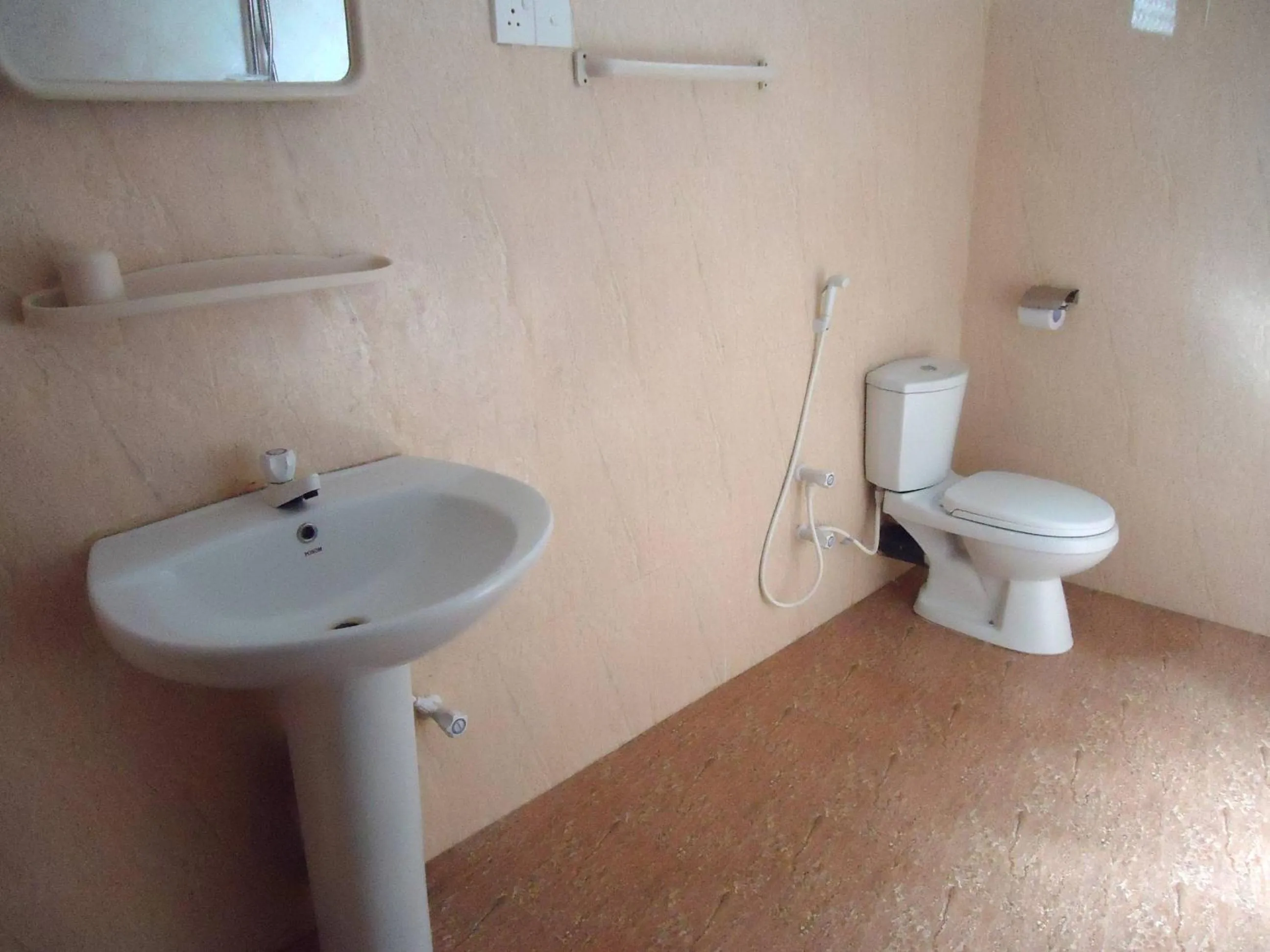 Bathroom in Thirumalai Park