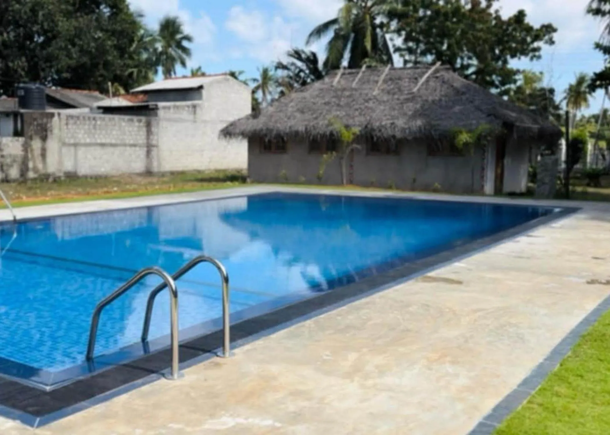 Swimming pool in Thirumalai Park