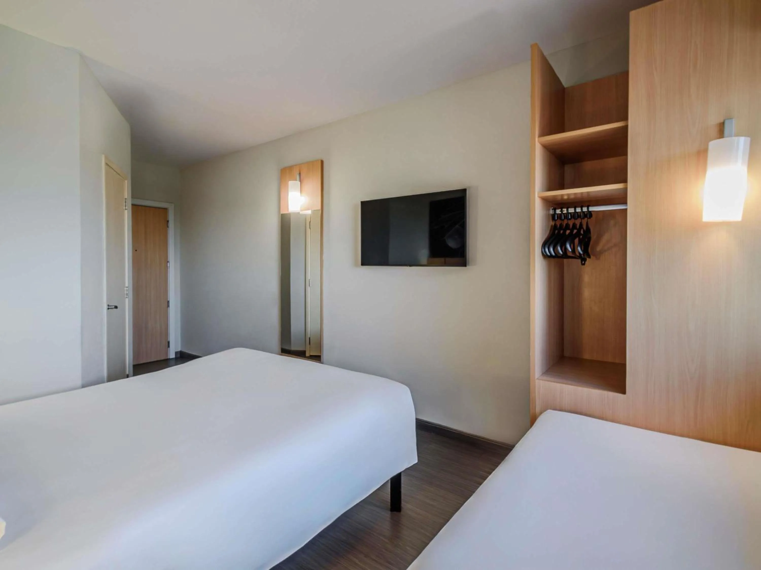 Bedroom, Bed in Ibis Foz do Iguaçu