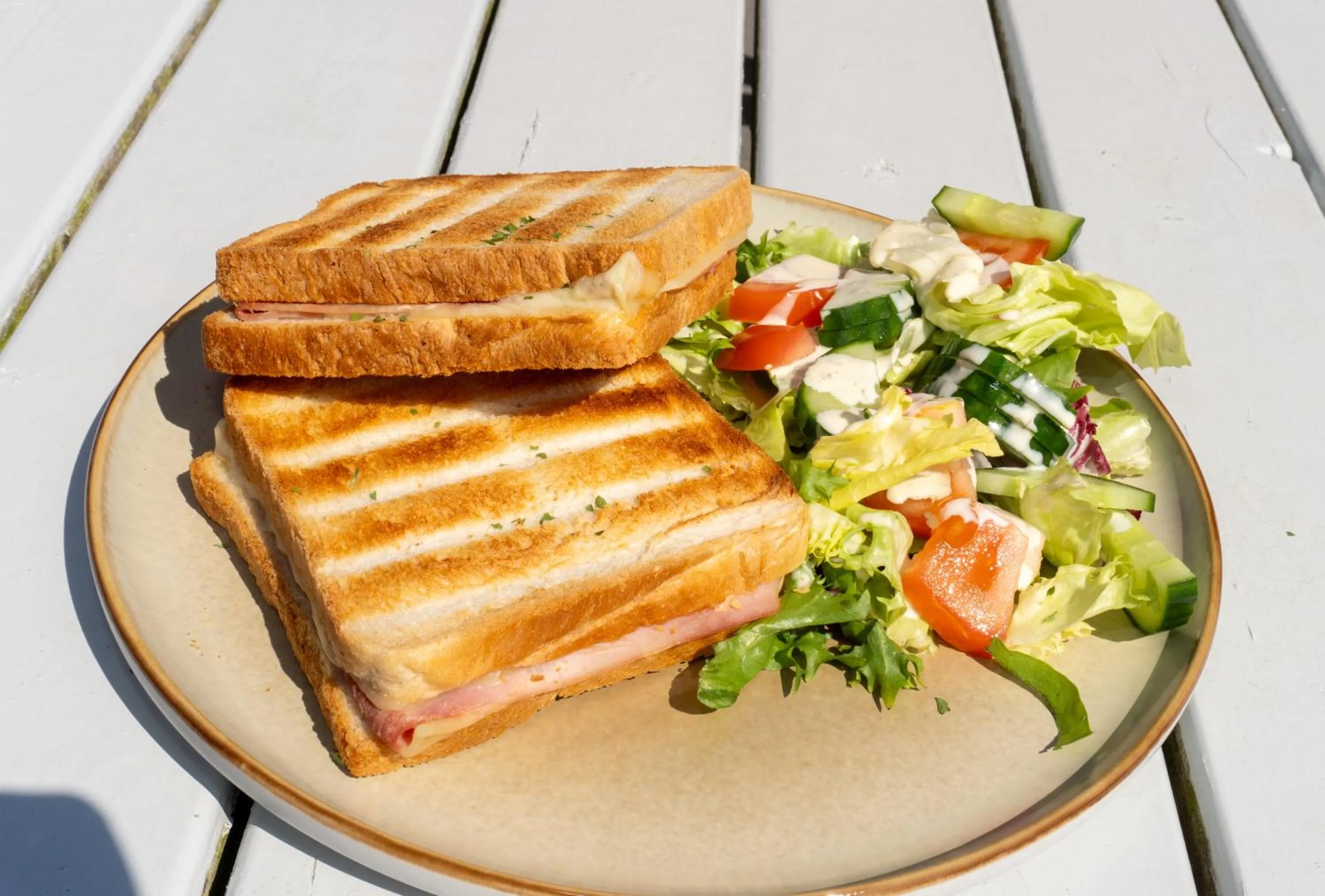 Restaurant/places to eat in ibis De Haan