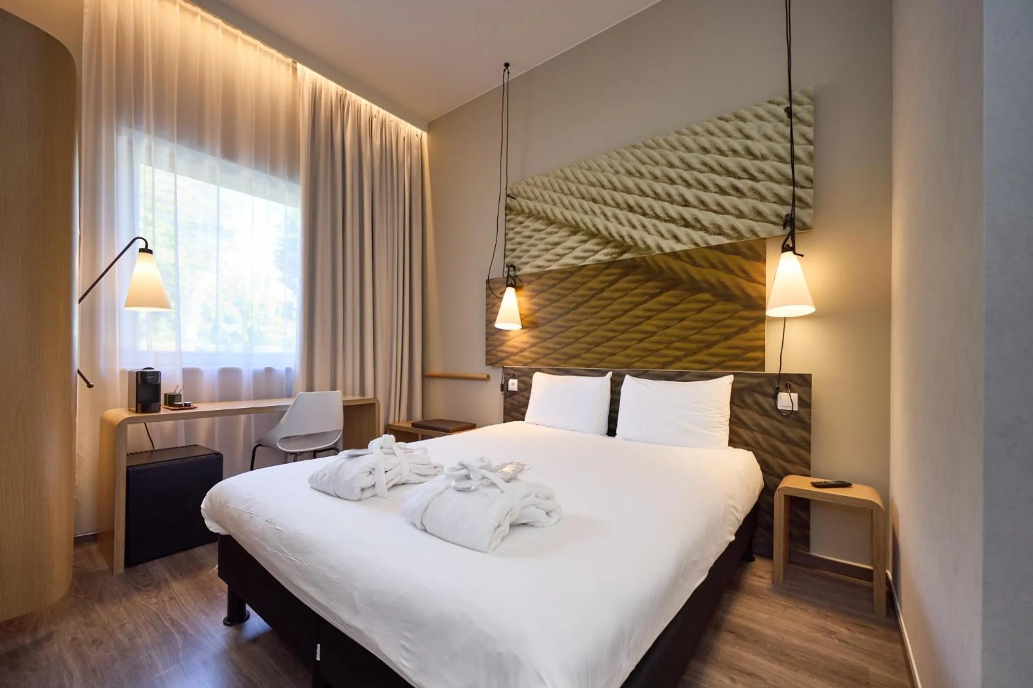 Bedroom, Bed in ibis De Haan