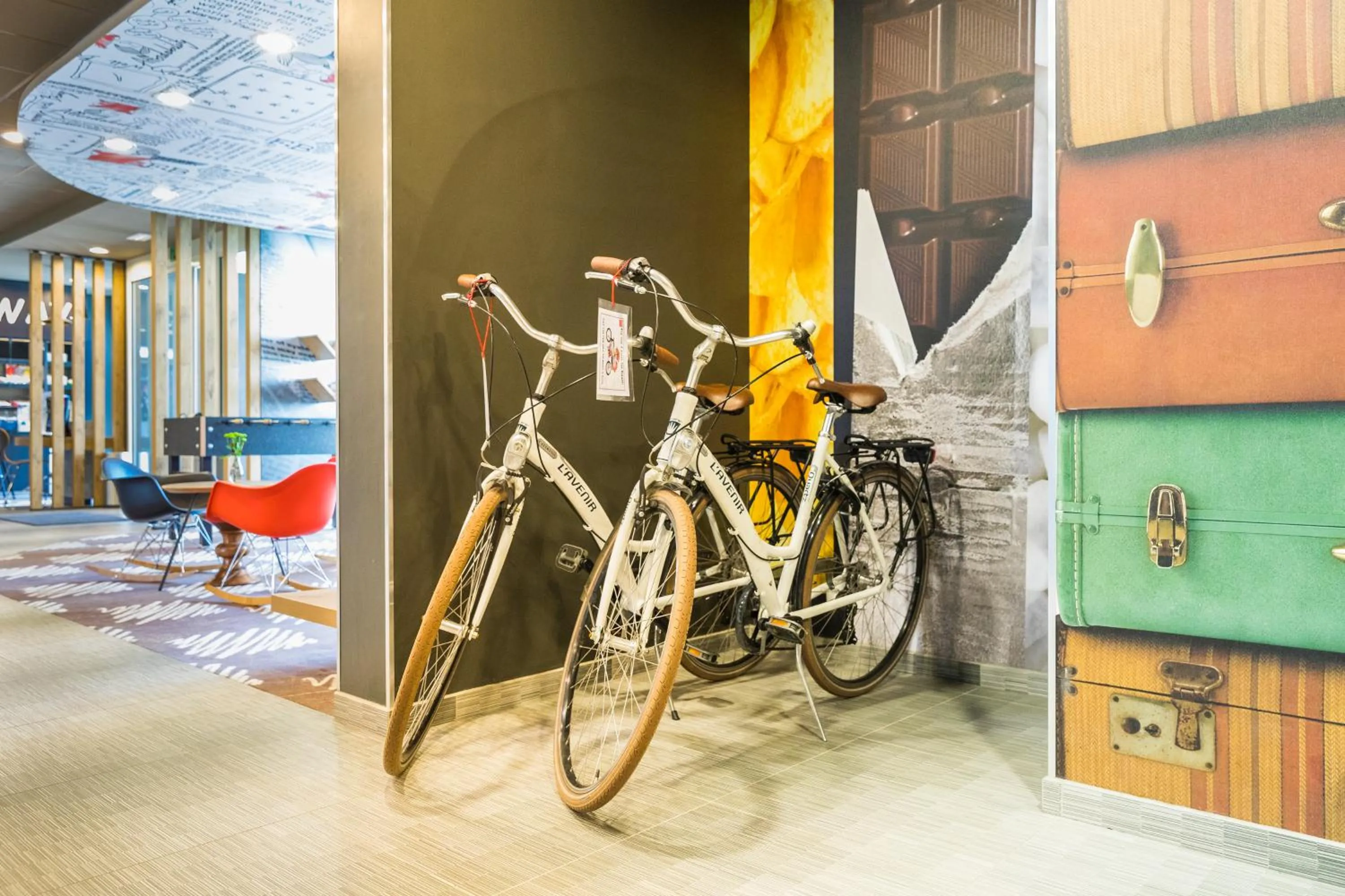 Cycling in ibis De Haan