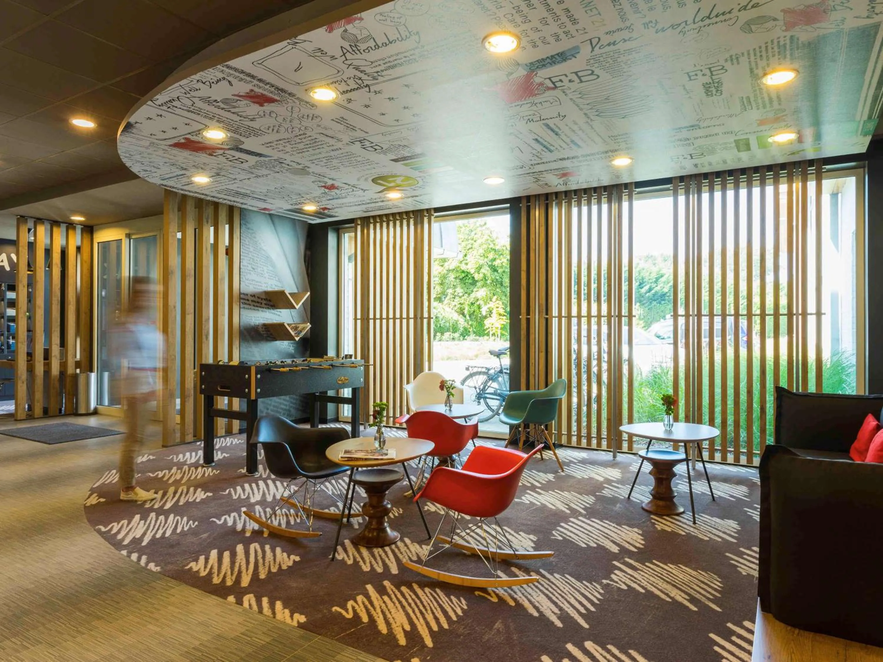 Lounge or bar in ibis De Haan