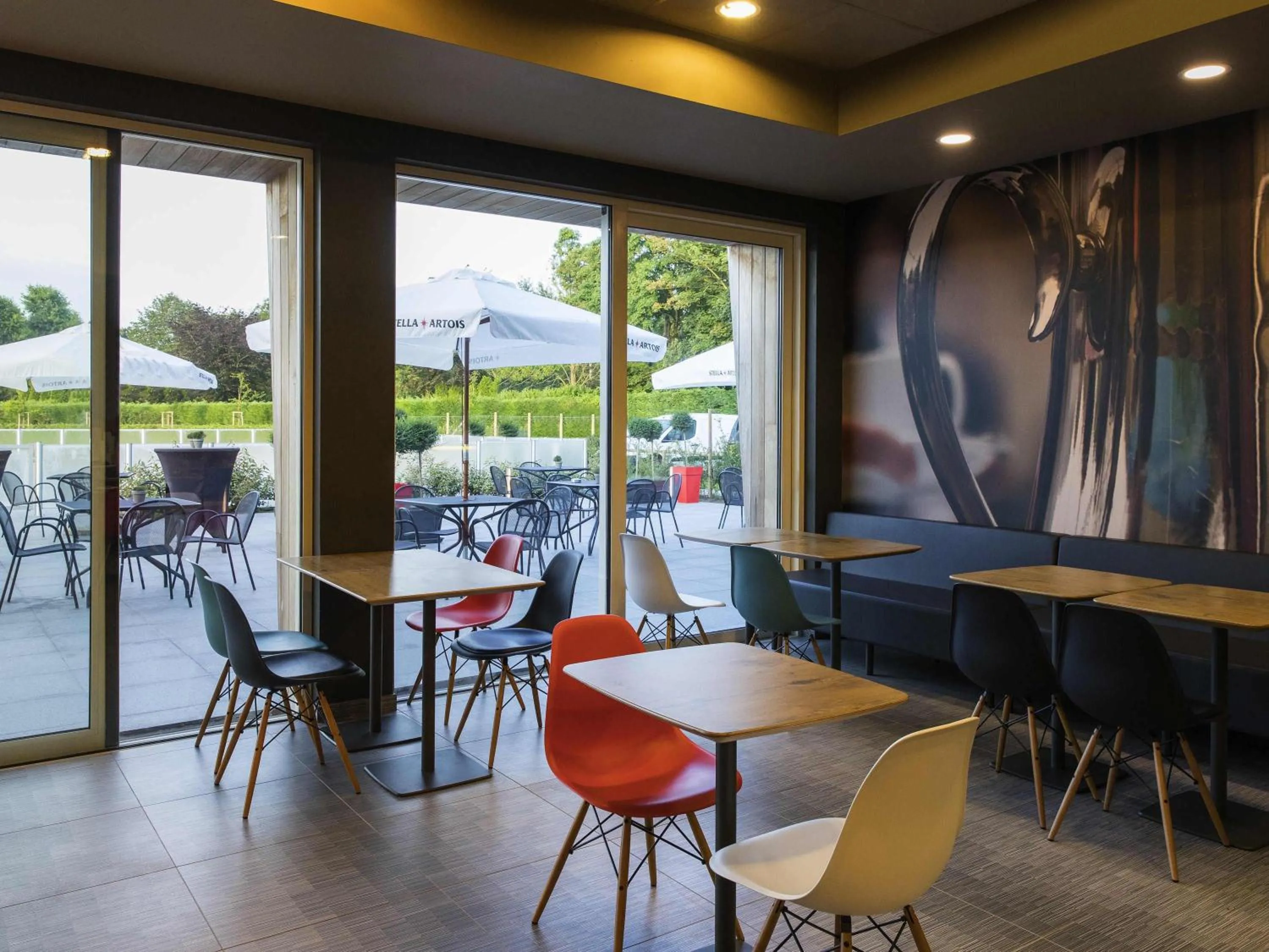 Restaurant/places to eat in ibis De Haan