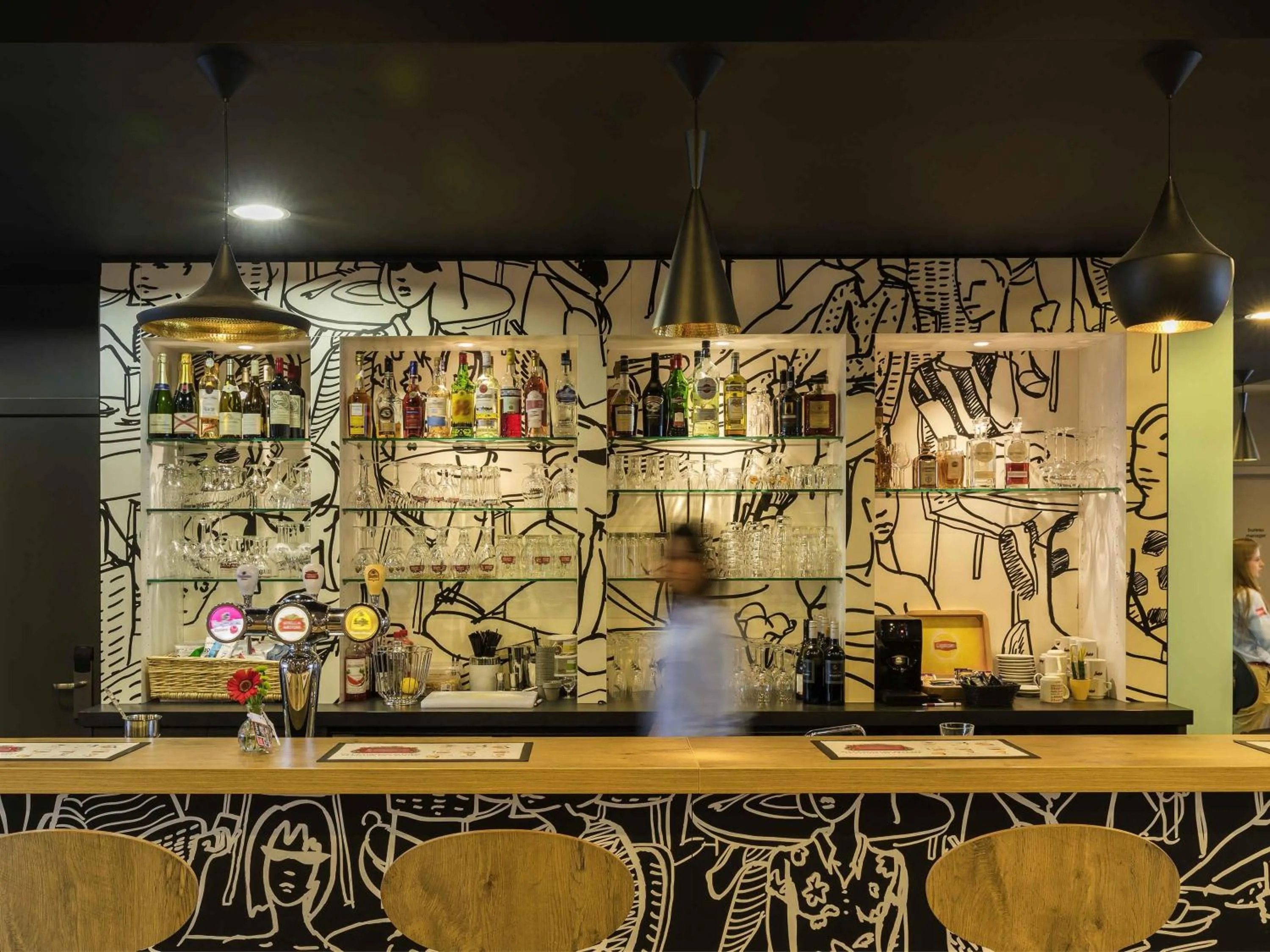 Lounge or bar in ibis De Haan