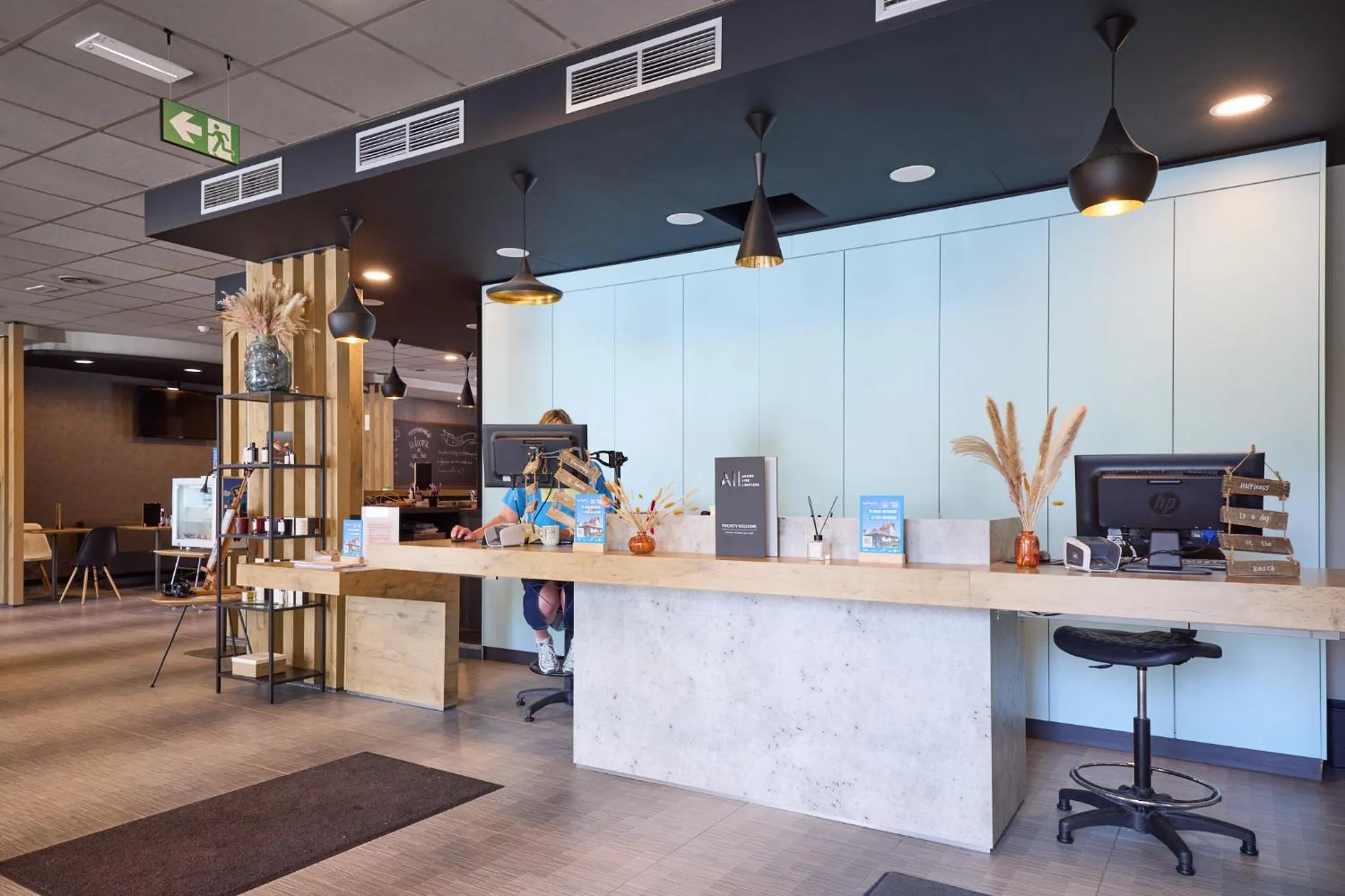 Lobby or reception in ibis De Haan