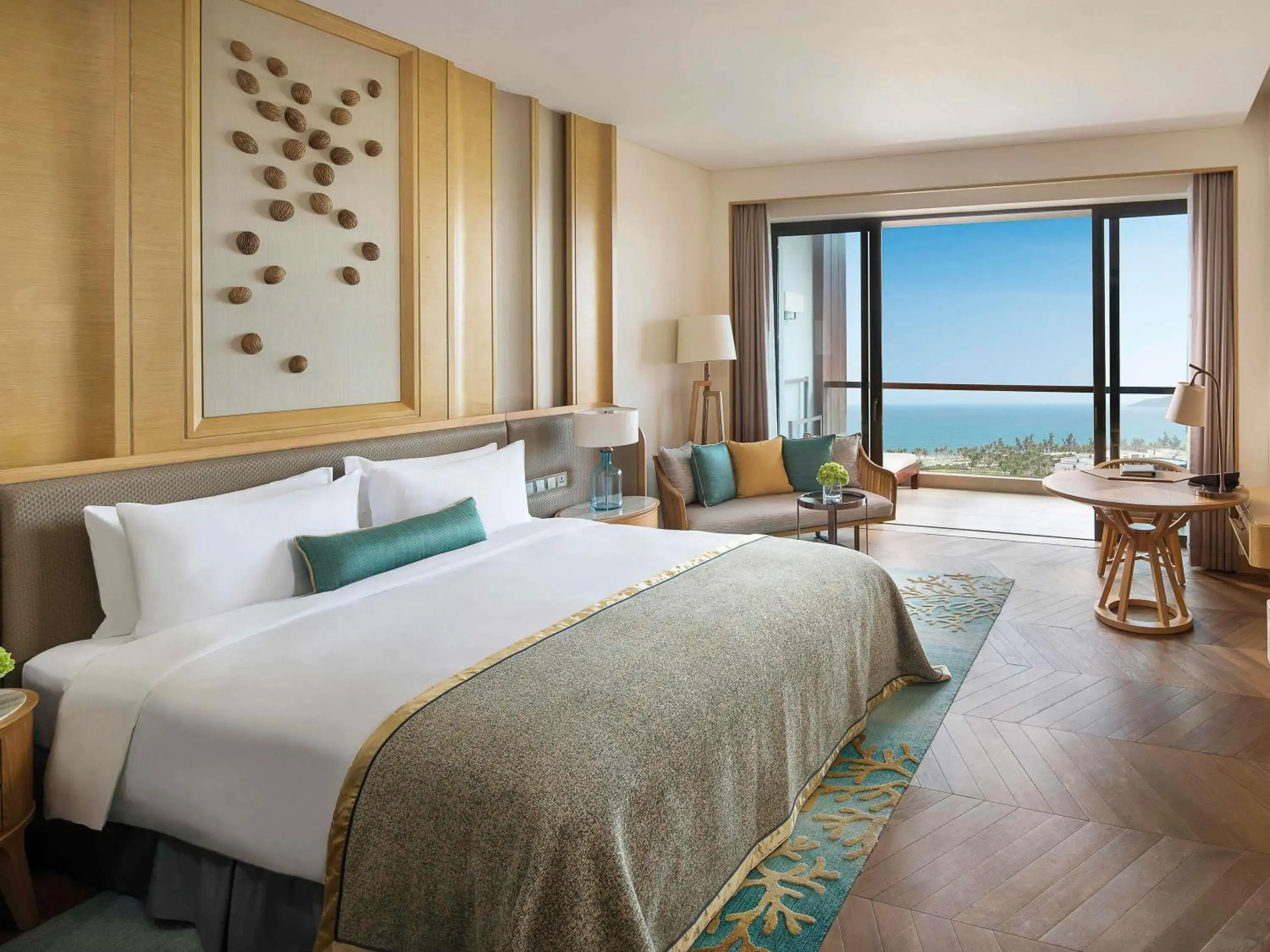 Premium Ocean Front King Bed Room in Sofitel Sanya Leeman Resort Premium Ocean Front King Bed Room in Sofitel Sanya Leeman Resort