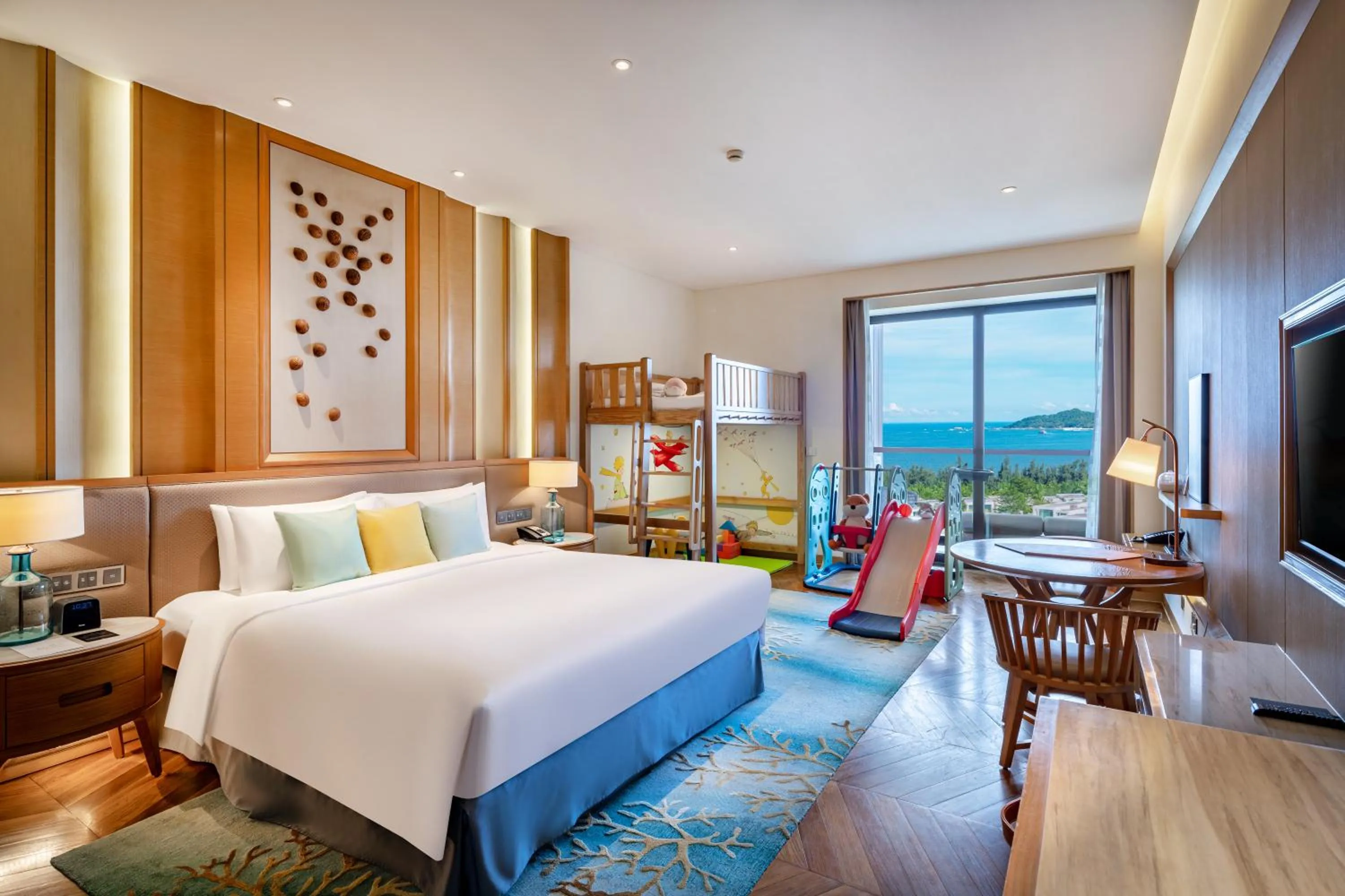 Photo of the whole room, Bed in Sofitel Sanya Leeman Resort