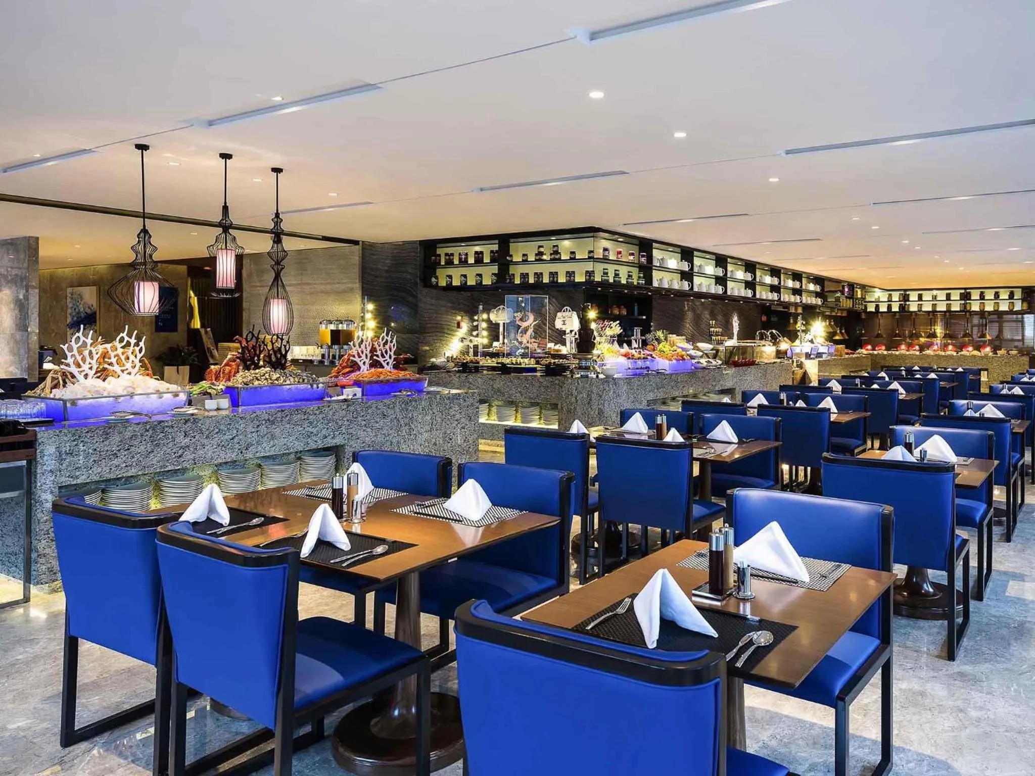 Restaurant/places to eat in Novotel Ningbo East