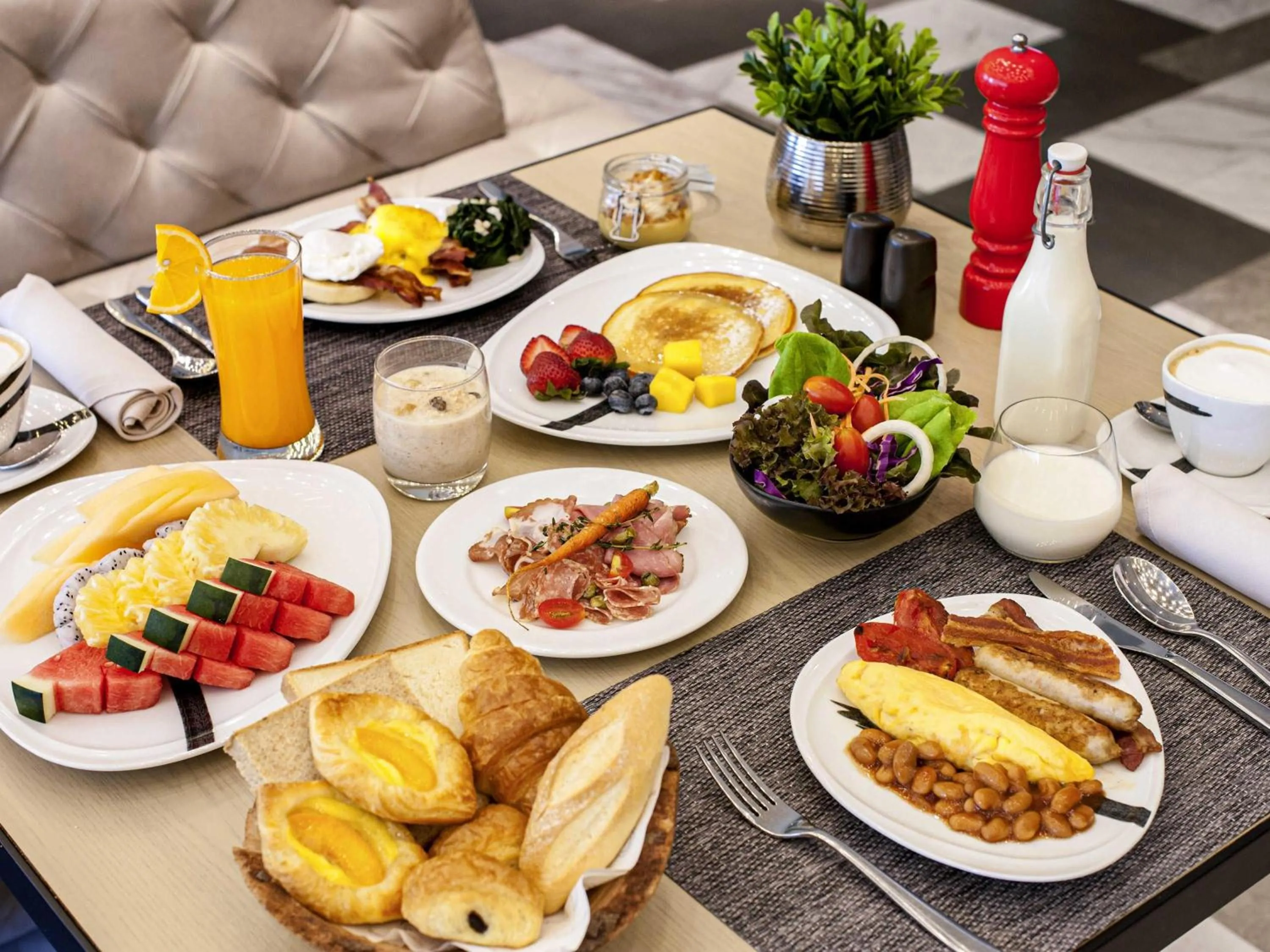 Breakfast in Novotel Bangkok Sukhumvit 20