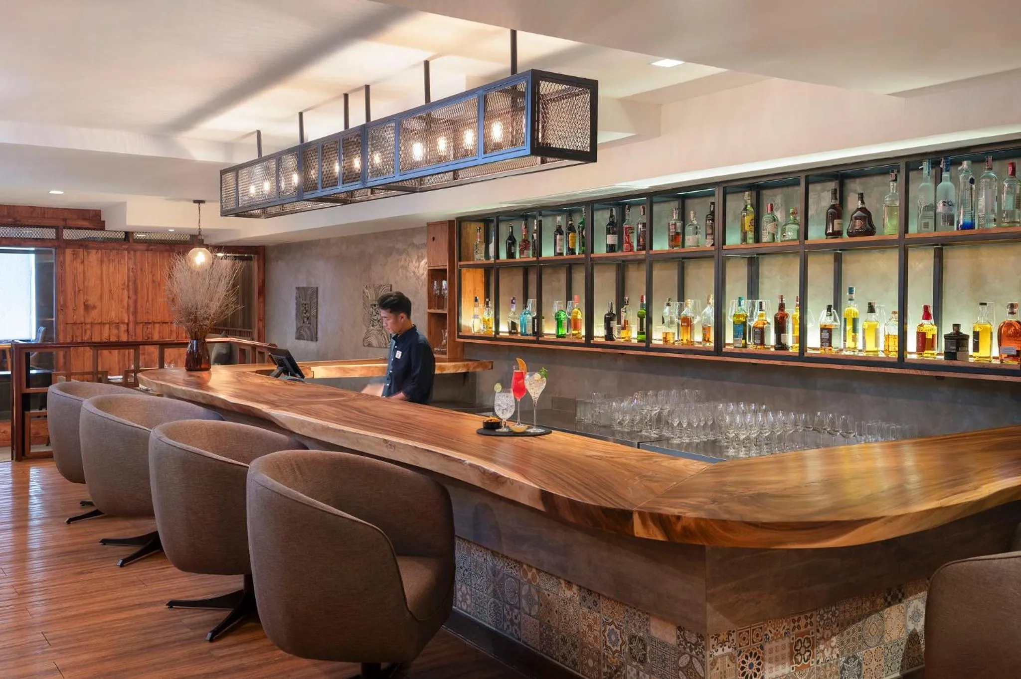 Lounge or bar in Novotel Bangkok Sukhumvit 20