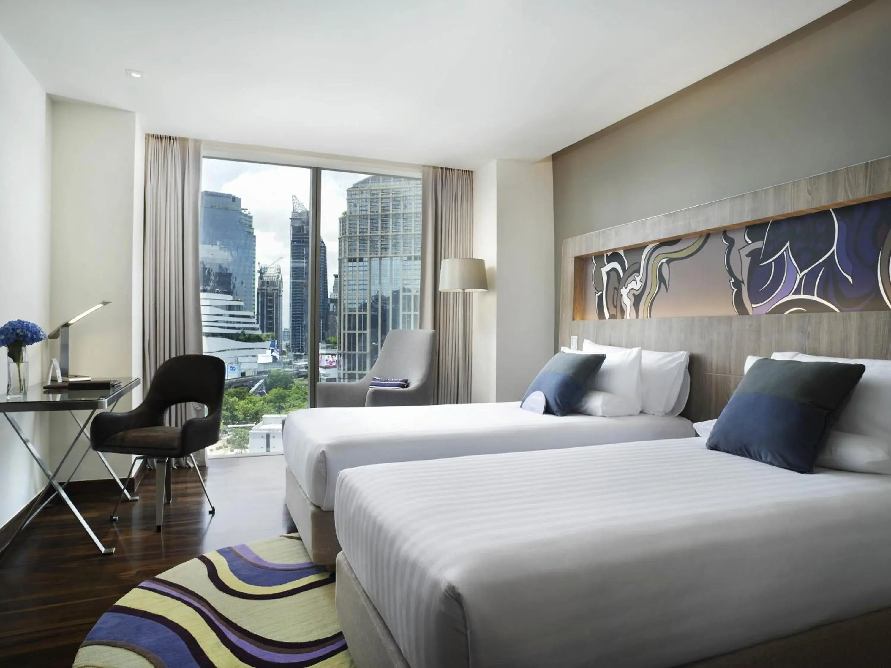 Superior Twin Room with City View in Novotel Bangkok Sukhumvit 20 Superior Twin Room with City View in Novotel Bangkok Sukhumvit 20