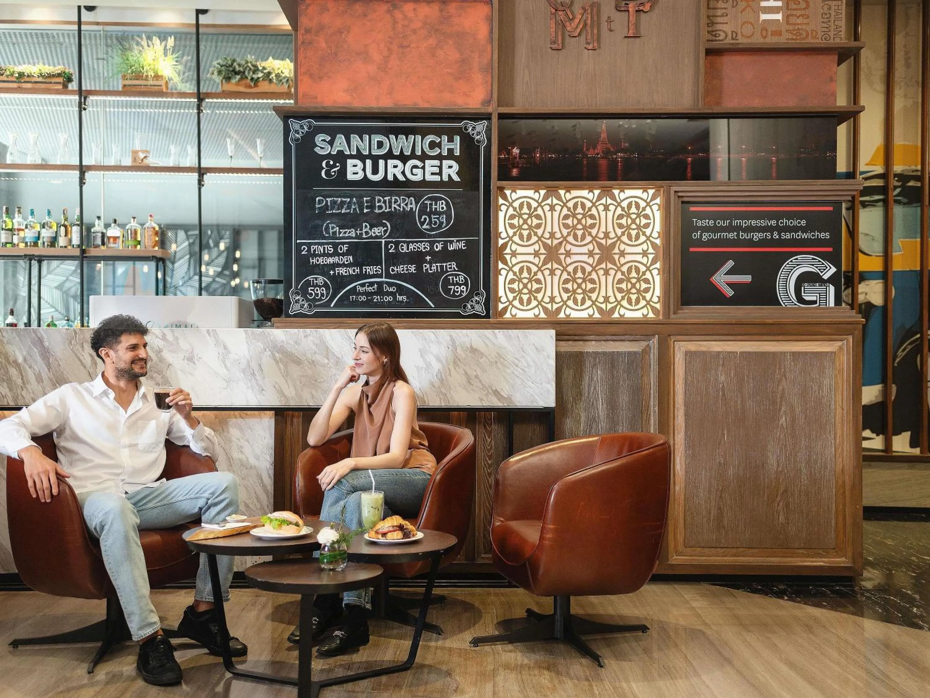 Restaurant/places to eat in Novotel Bangkok Sukhumvit 20