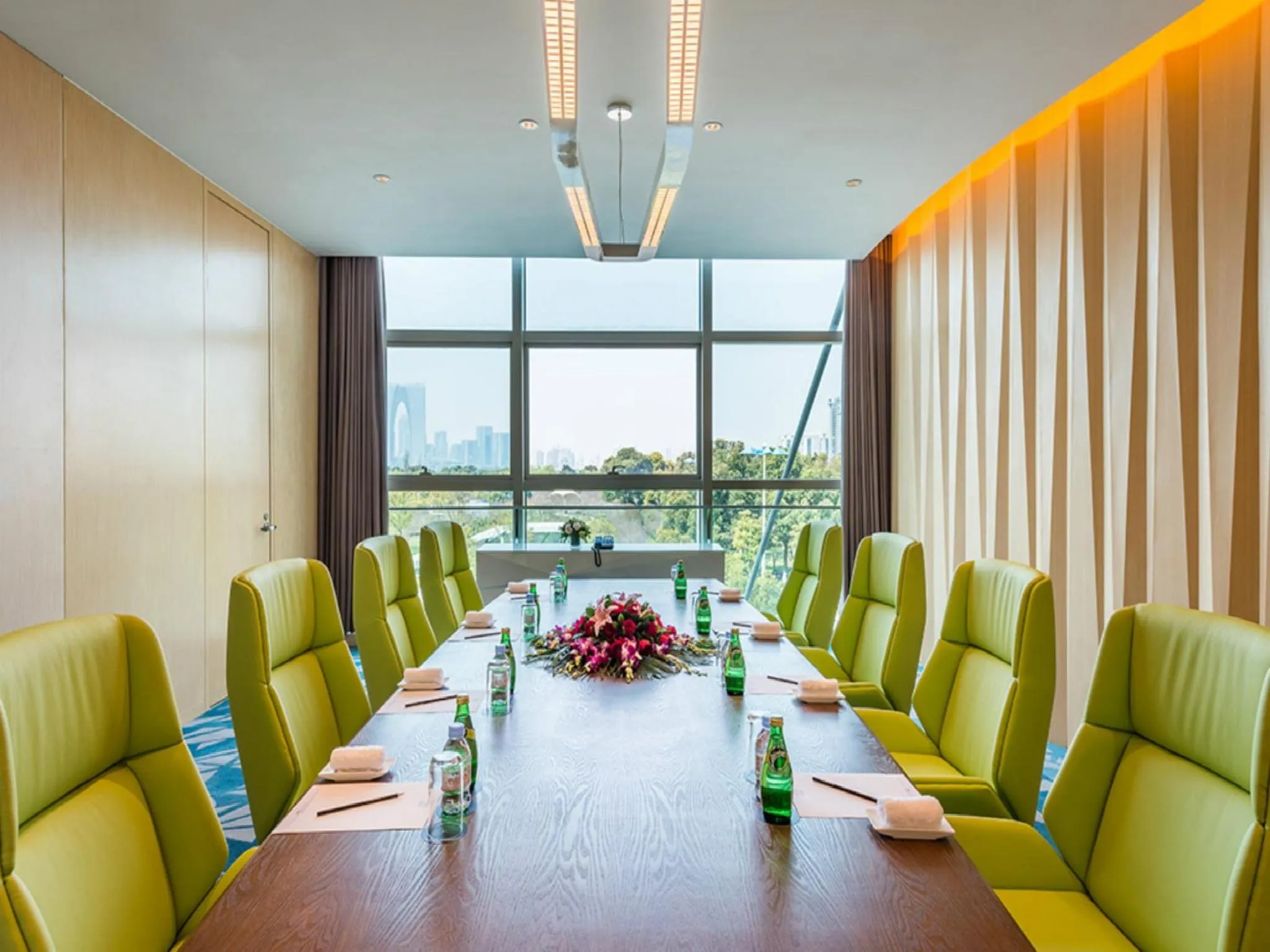 Meeting/conference room in NOVOTEL Jinji Lake Suzhou SIP