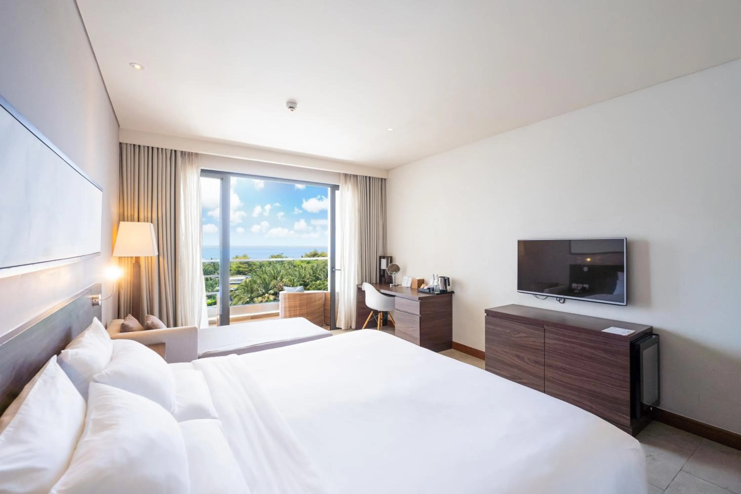 View (from property/room), Bed in Novotel Phu Quoc Resort