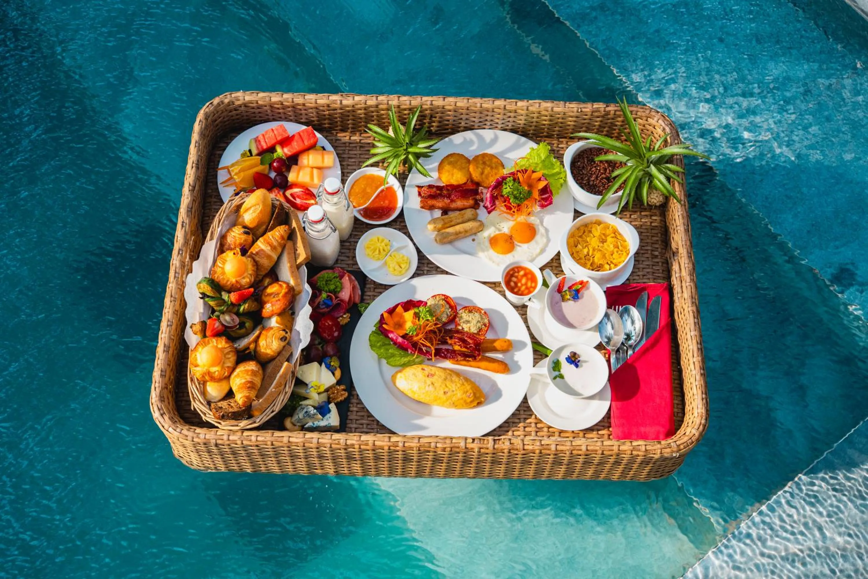 Food and drinks in Novotel Phu Quoc Resort