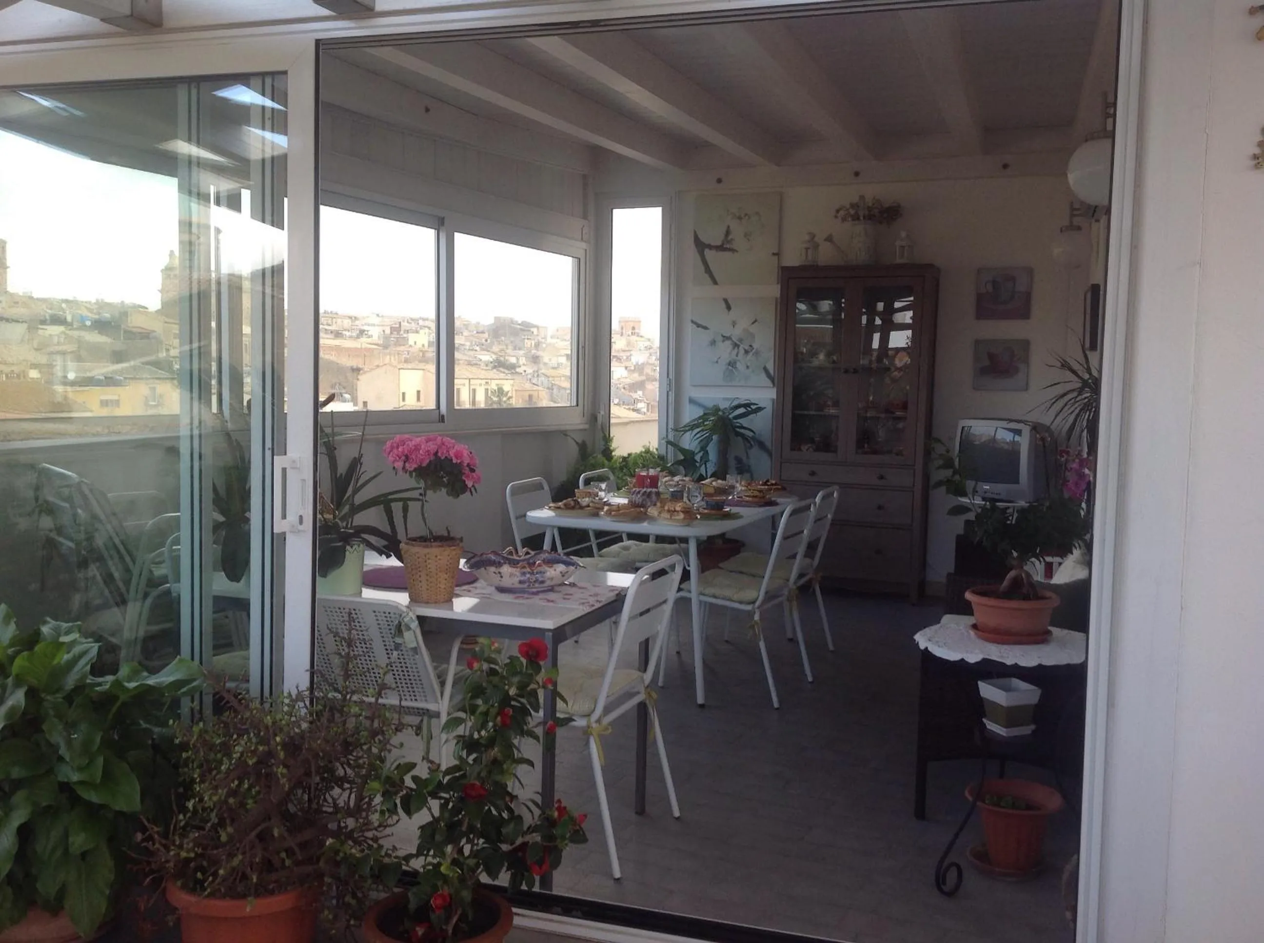 Communal lounge/ TV room in Il Piccolo Attico