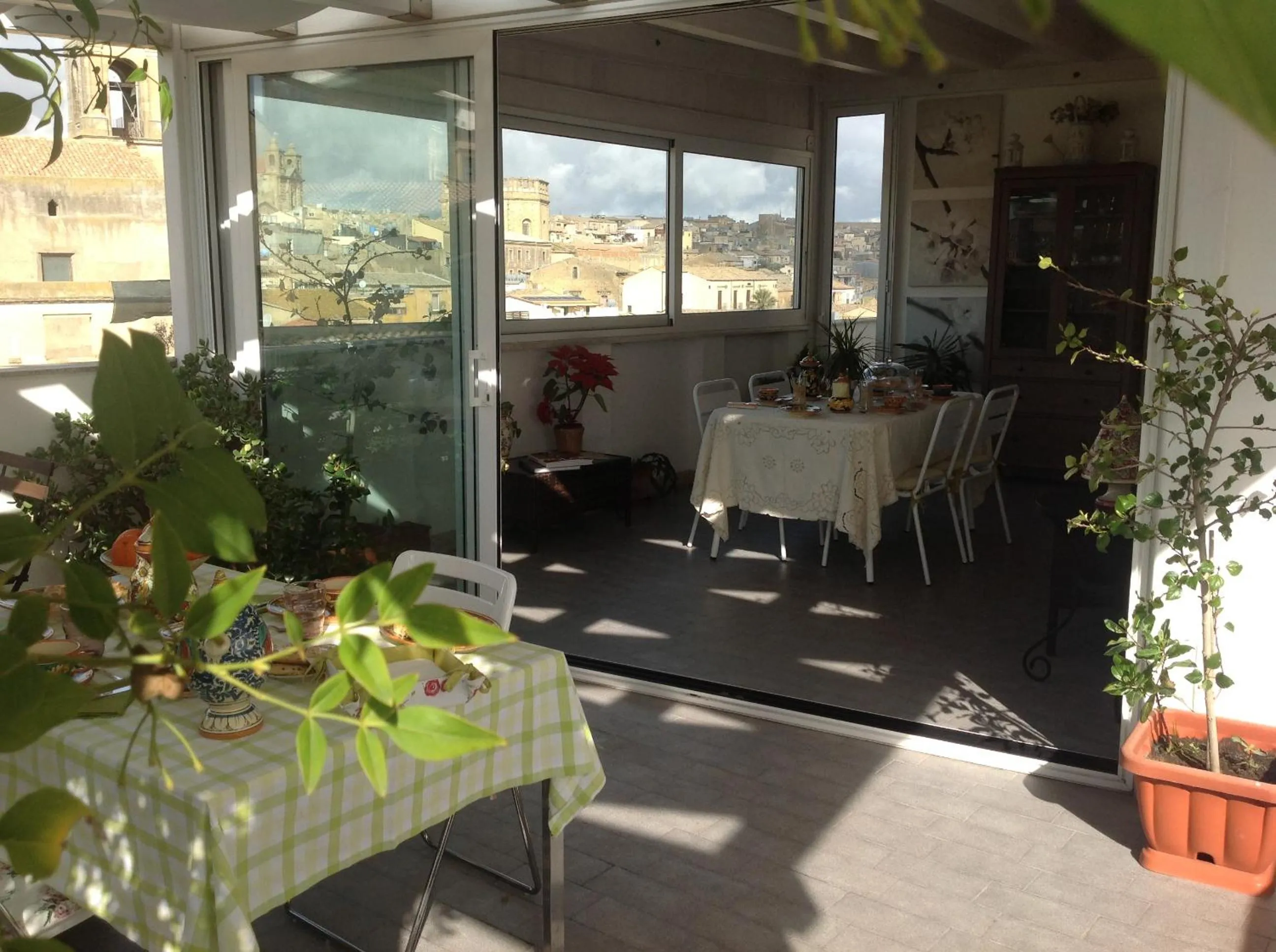 Communal lounge/ TV room in Il Piccolo Attico