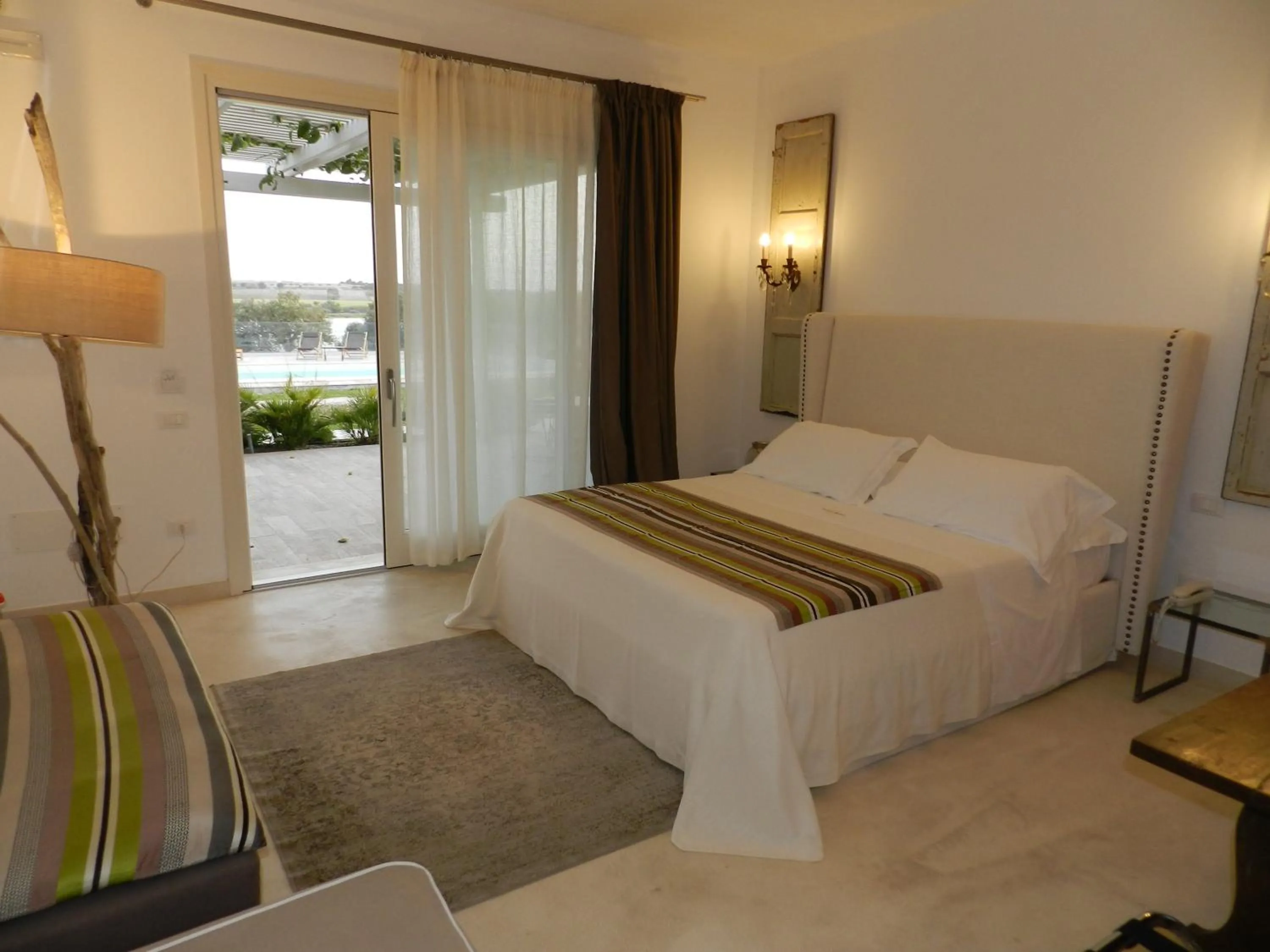 View (from property/room), Bed in Scilla Maris Charming Suites