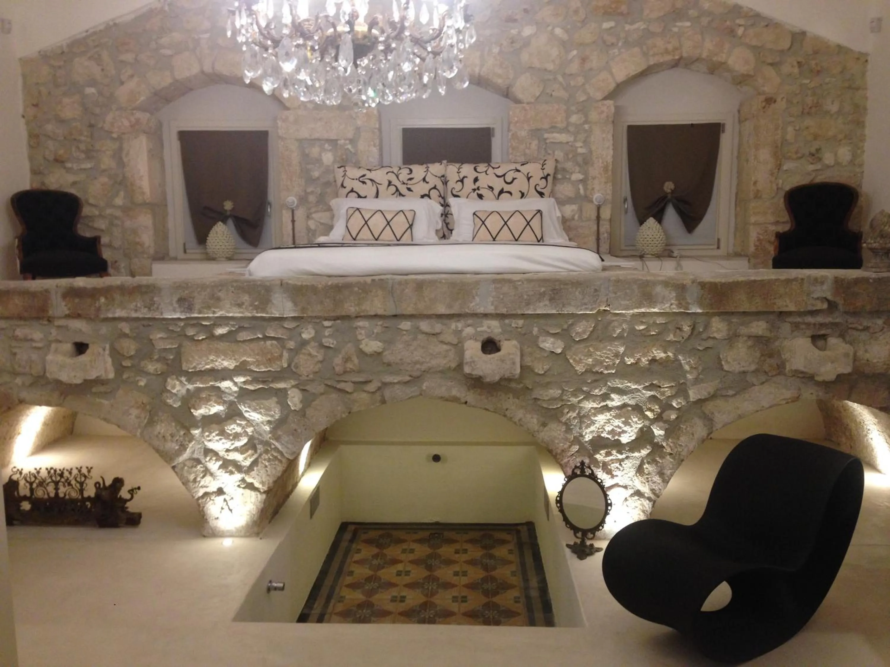 Photo of the whole room, Bed in Scilla Maris Charming Suites