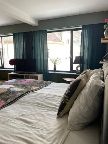 Bedroom, Bed in Valkenhof