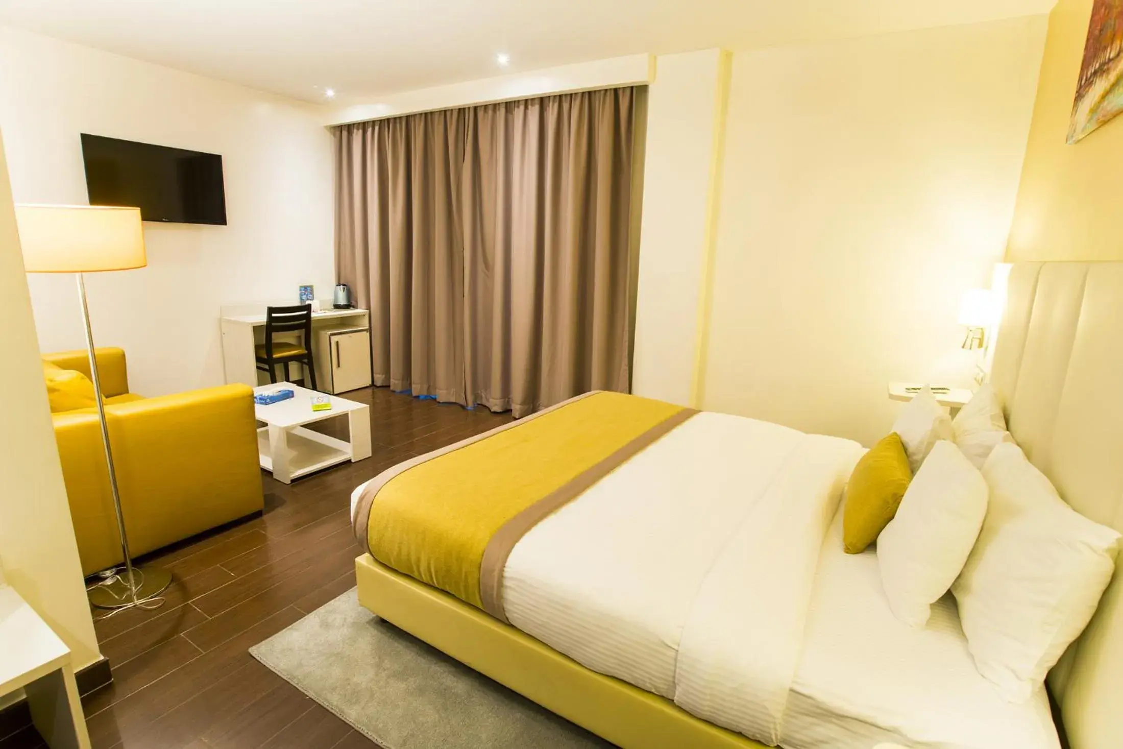 Deluxe Double Room in Hotel Best Night Deluxe Double Room in Hotel Best Night