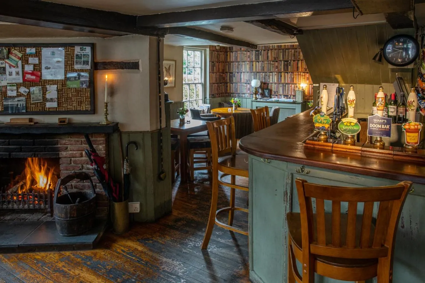 Lounge or bar in The White Lion, Soberton